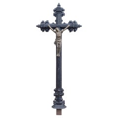 Grande croix en fonte avec Jésus-Christ