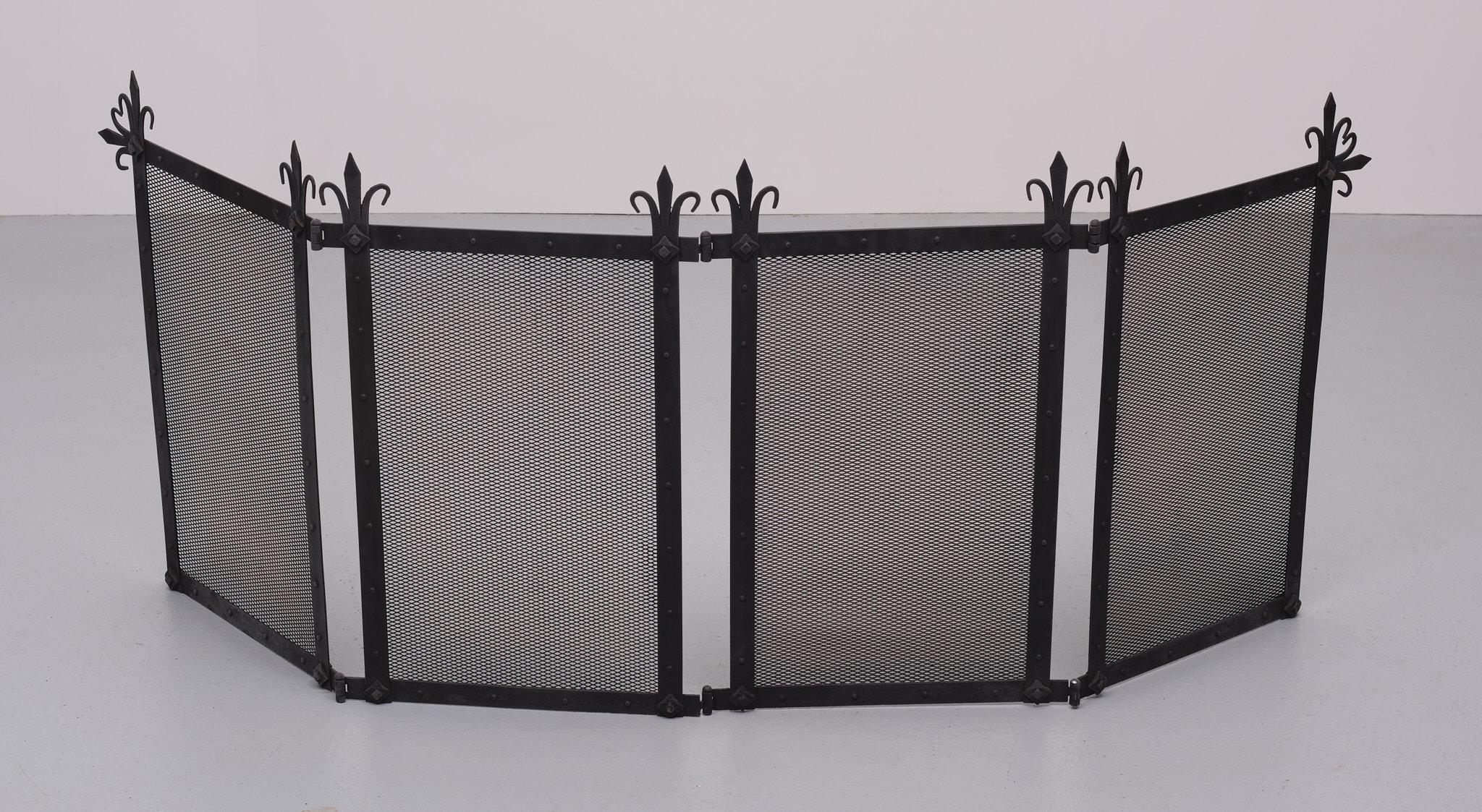 Arts and Crafts Large Cast Iron Fire Screen 1920/30