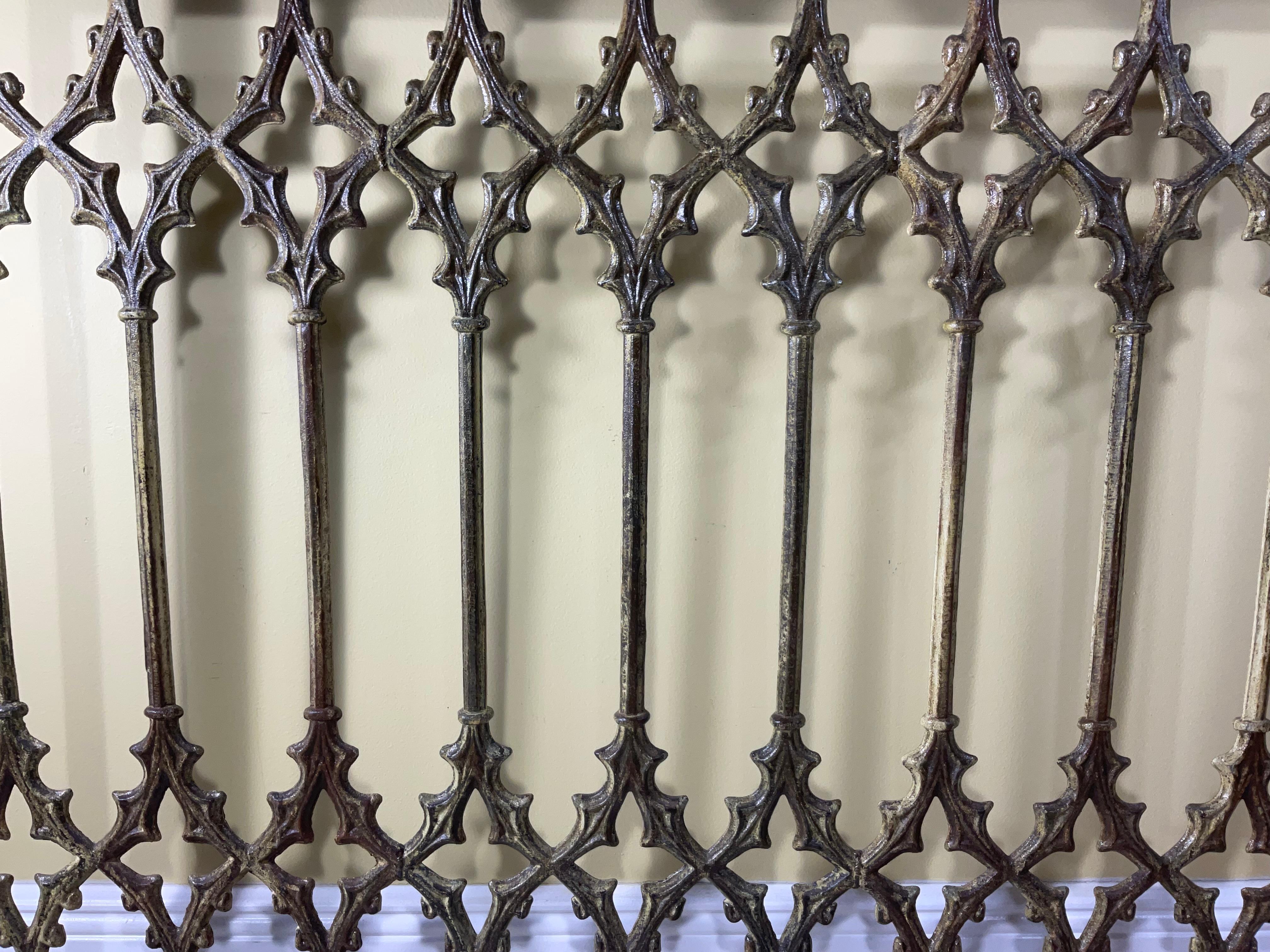 Large Cast Iron Fireplaces Screen For Sale 8