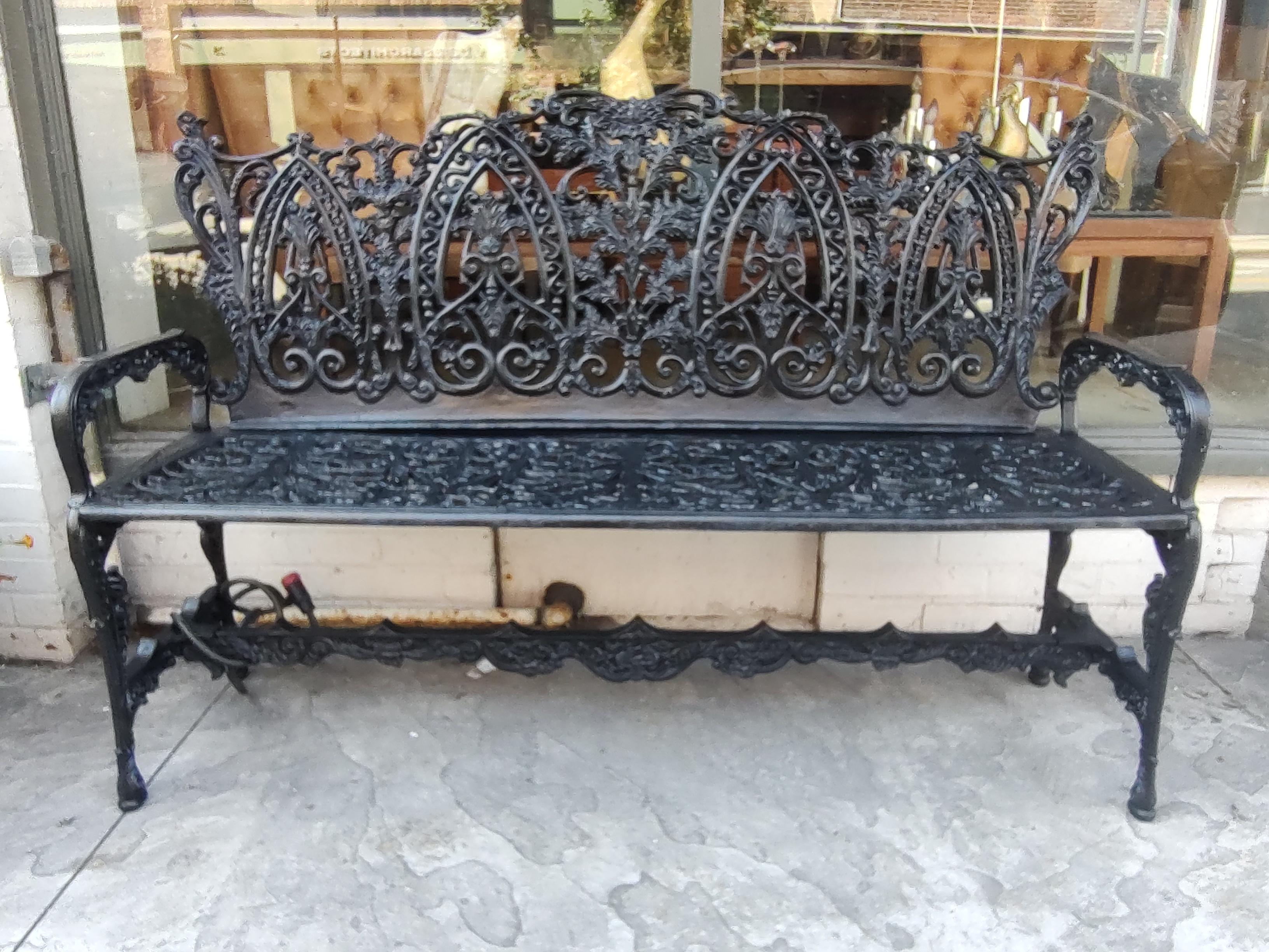 Large Cast Iron Garden Bench In The Style of Art Noveau Renaissance Revival  For Sale 2