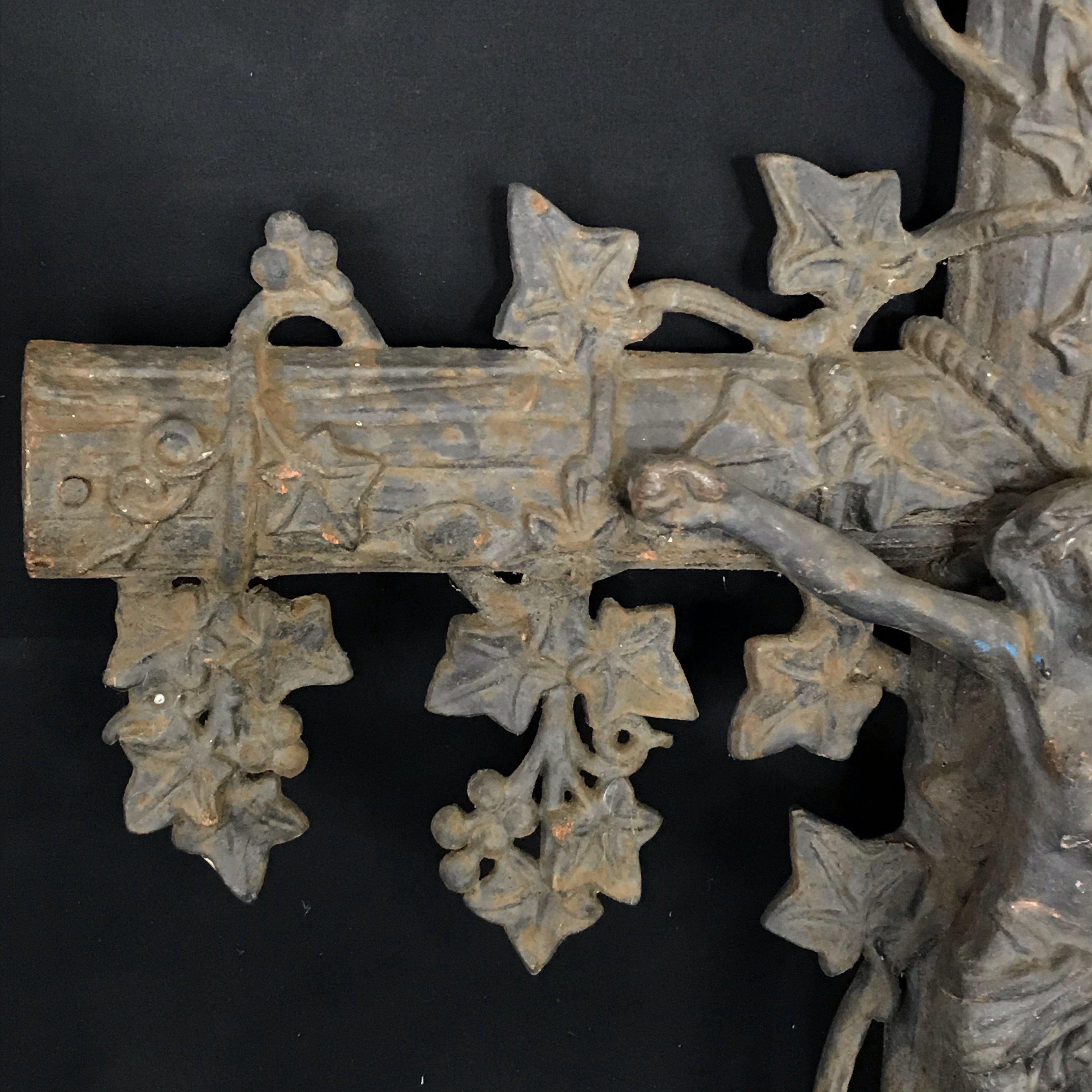 croix de cimetière en fonte