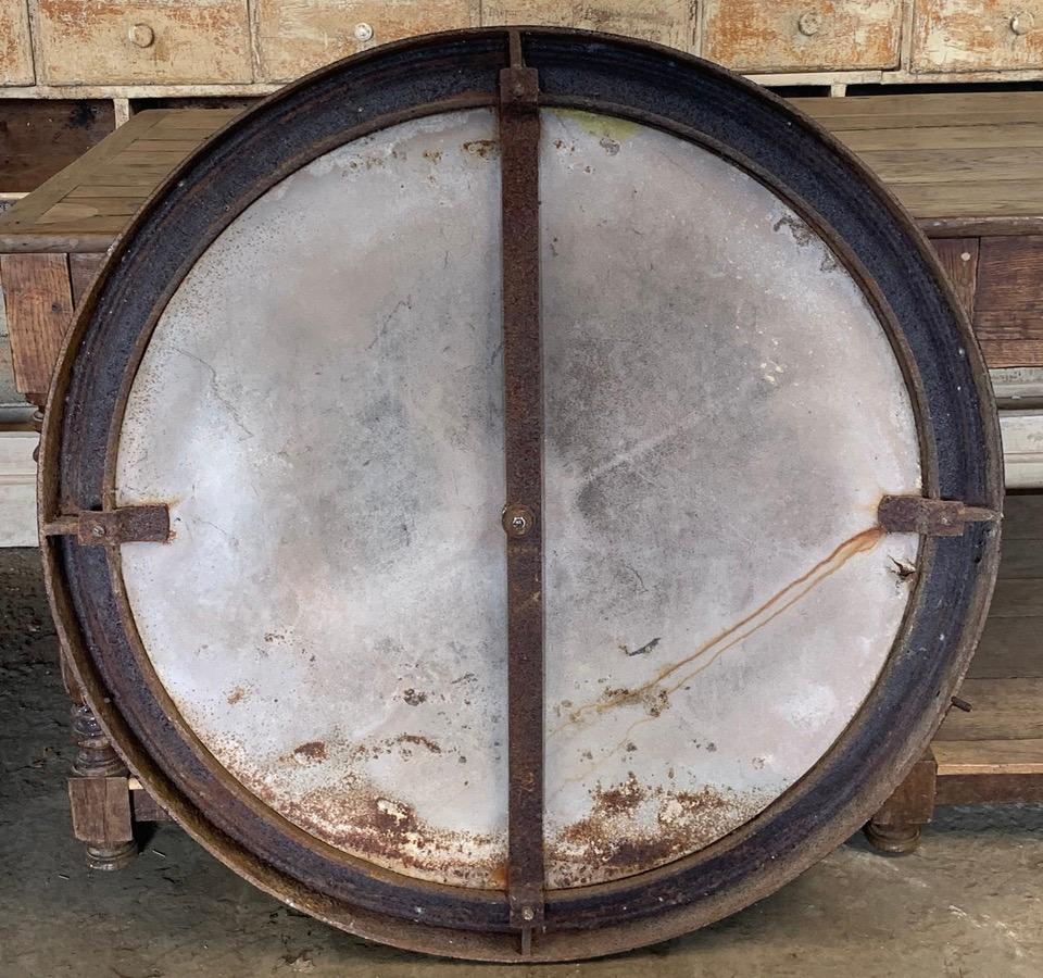 Large Cast Iron Tower Clock Face In Distressed Condition For Sale In Ongar, GB
