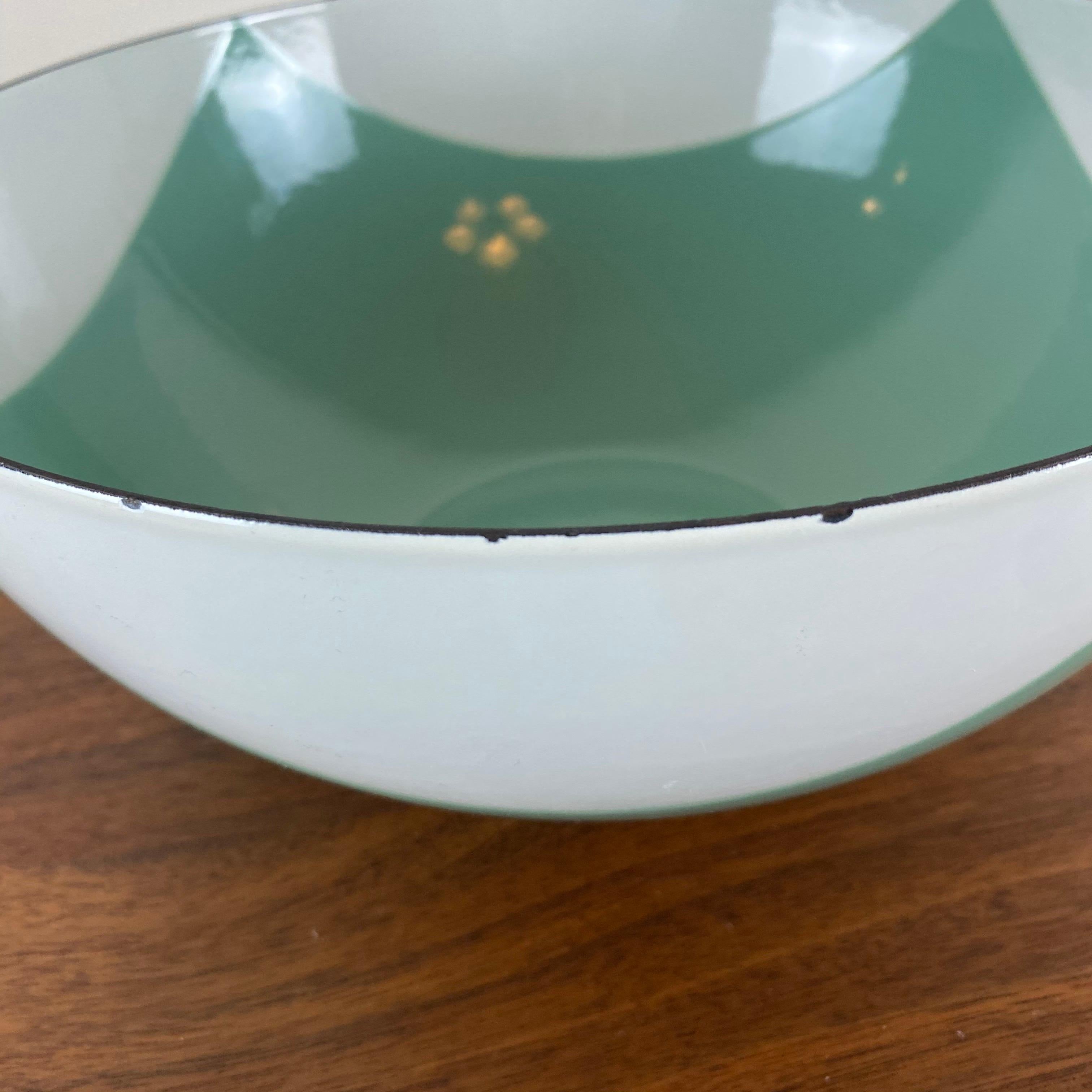Large Catherineholm Flag Bowl, Seafoam Green Enamel In Good Condition In Raleigh, NC