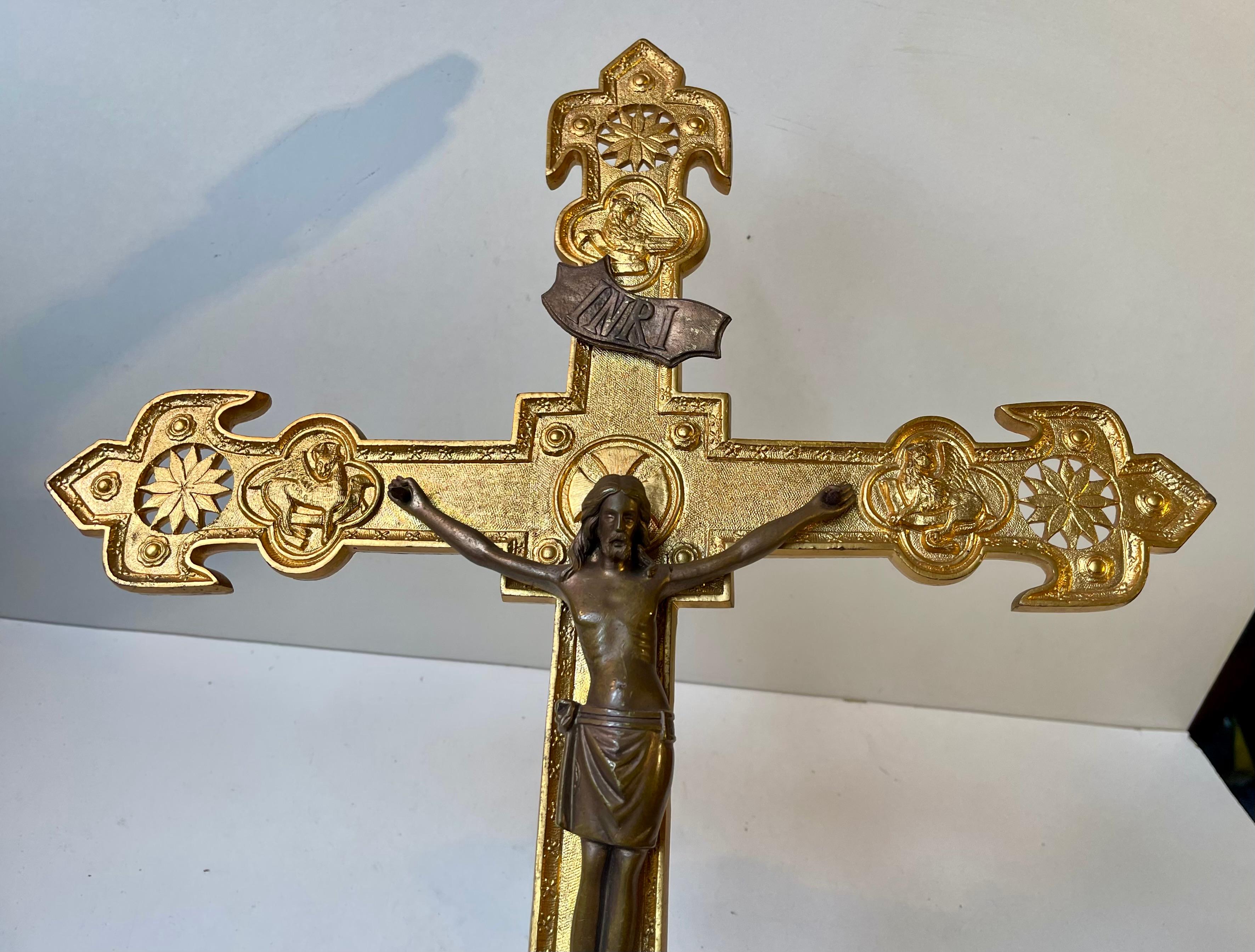 Gothic Revival Large Catholic Altar or Procession Cross - Crucifix in Gilt Bronze For Sale