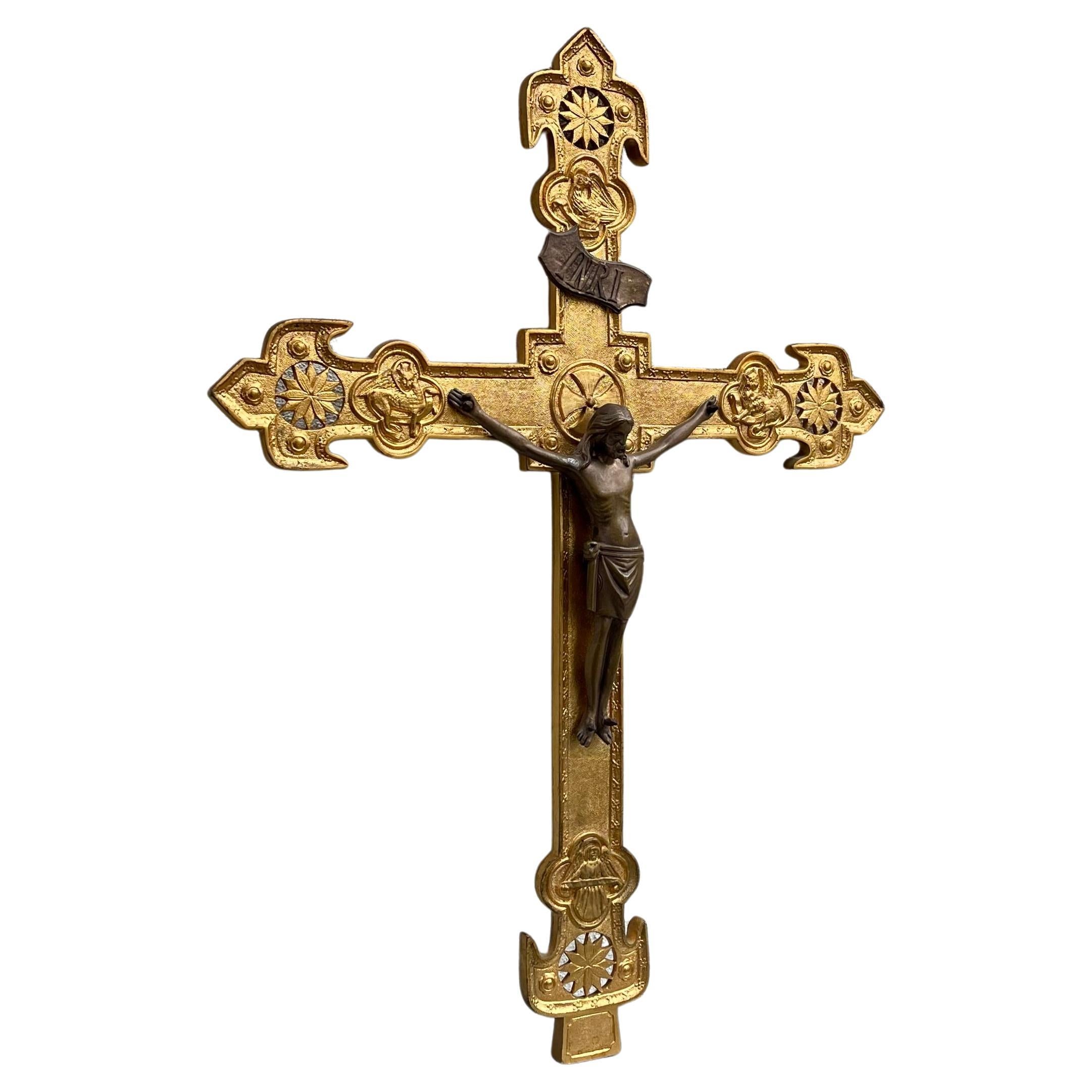 Grande croix d'autel ou de procession catholique - Crucifix en bronze doré