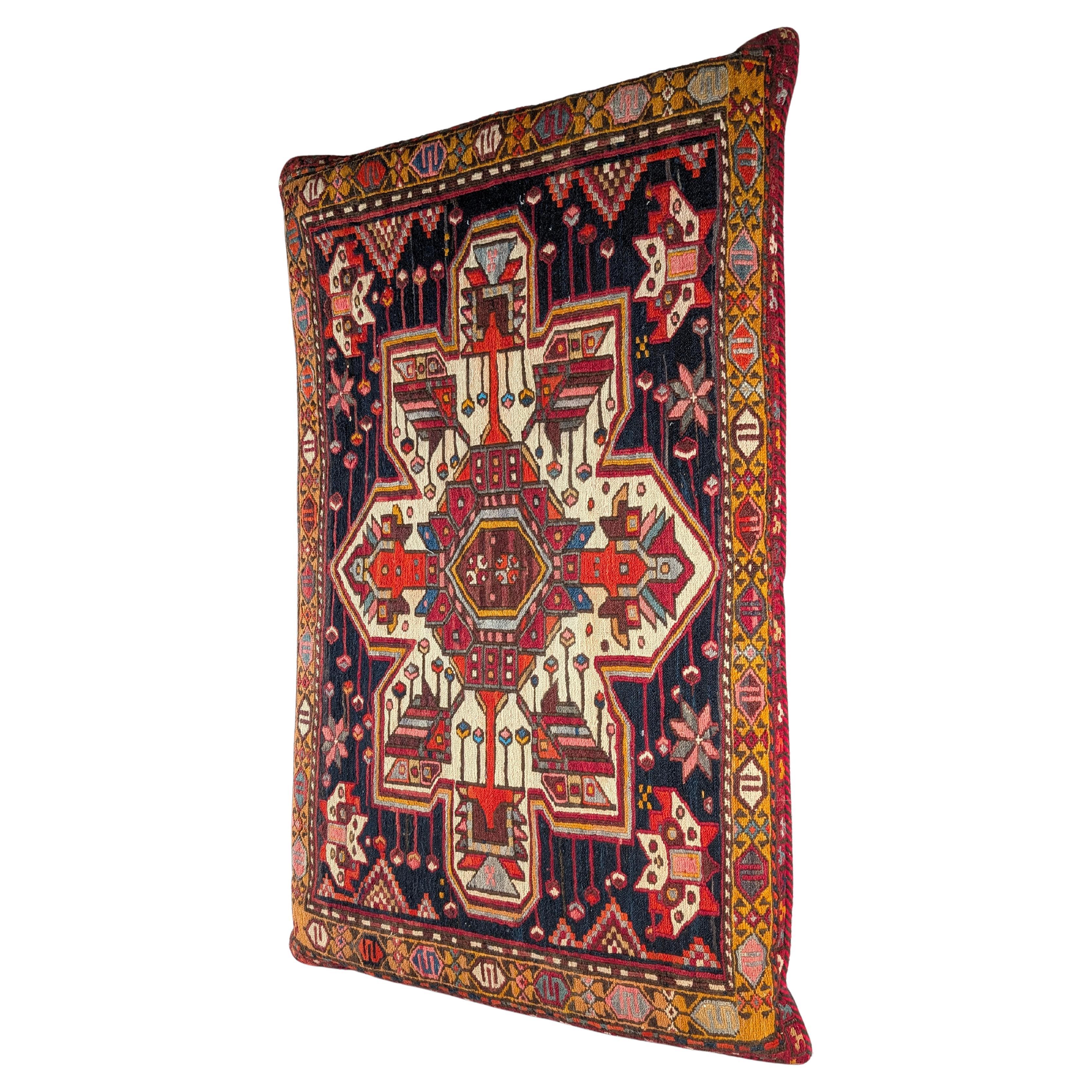 Large Caucasian Soumak Kilim Floor Cushion, Wool, Mid-20th Century en vente