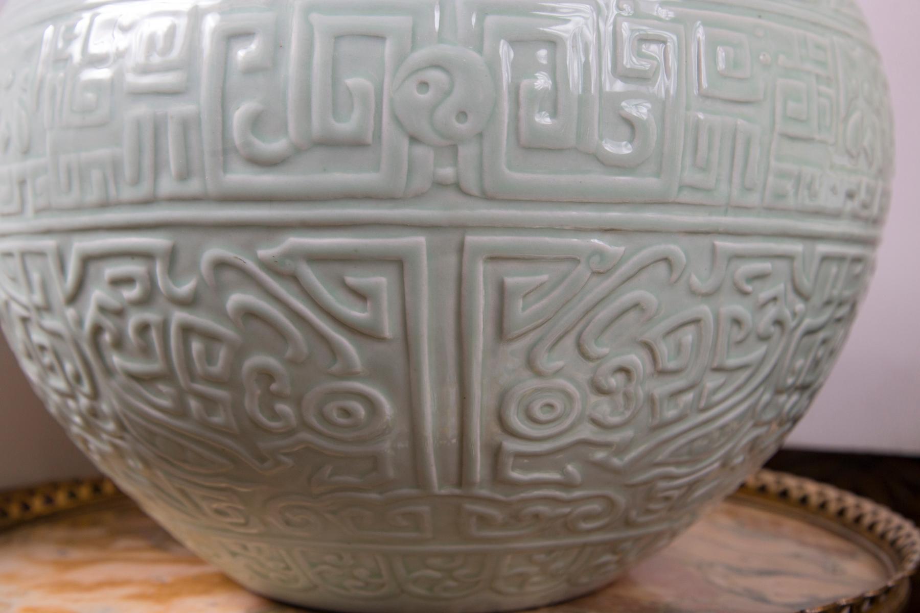 20th Century Large Celadon Bottle Neck Chinese Porcelain Vase For Sale
