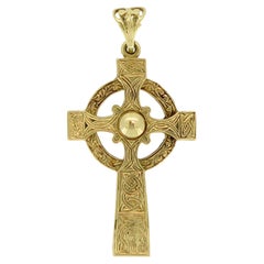 Large Celtic Gold Cross in 9ct Yellow Gold Hallmarked 2002