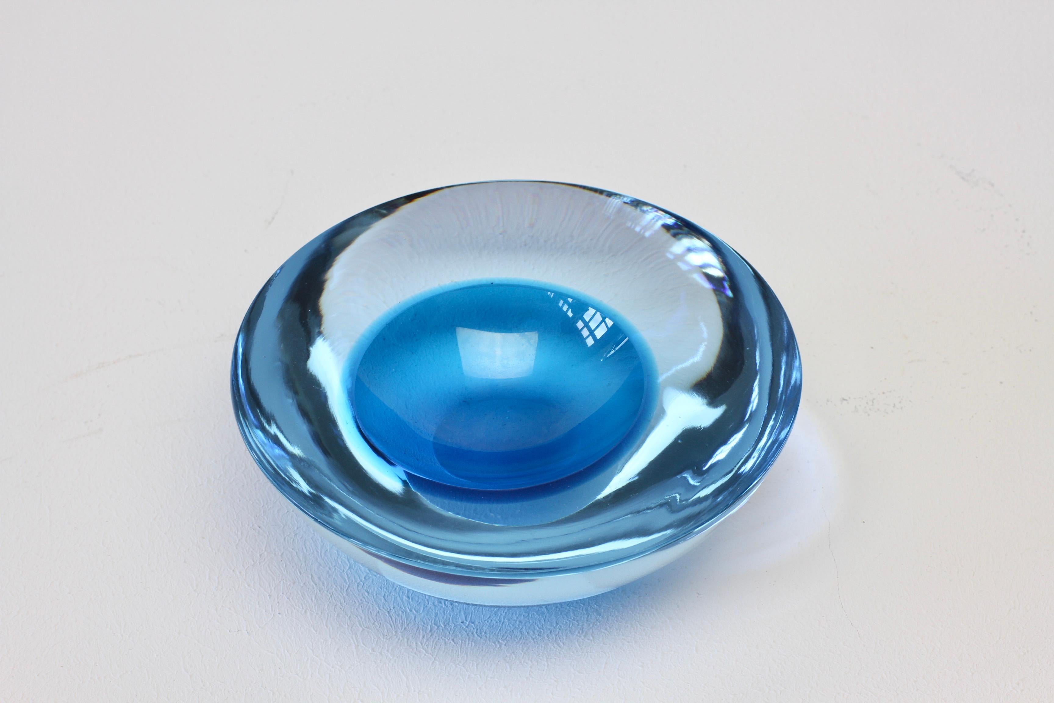 Large Cenedese Italian Asymmetric Blue Sommerso Murano Glass Bowl, Dish, Ashtray For Sale 6