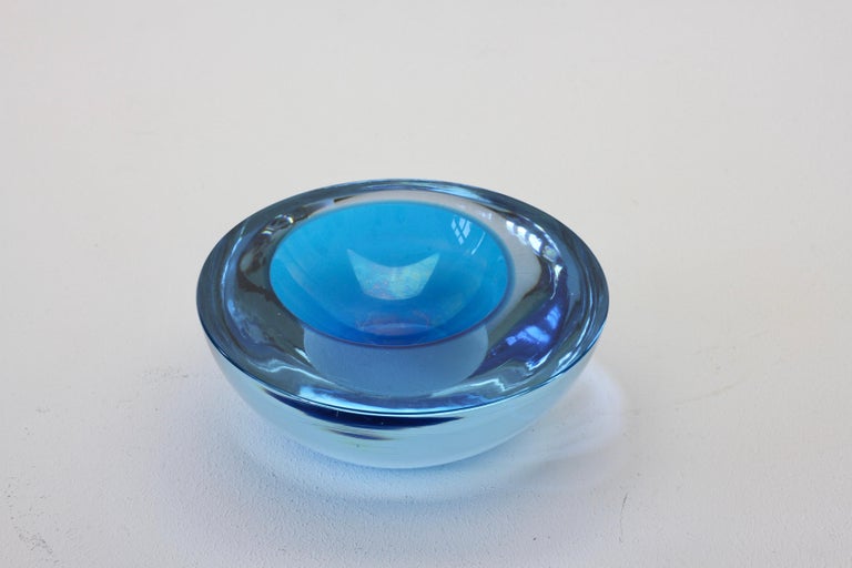 Large Cenedese Italian Asymmetric Blue Sommerso Murano Glass Bowl, Dish, Ashtray For Sale 9