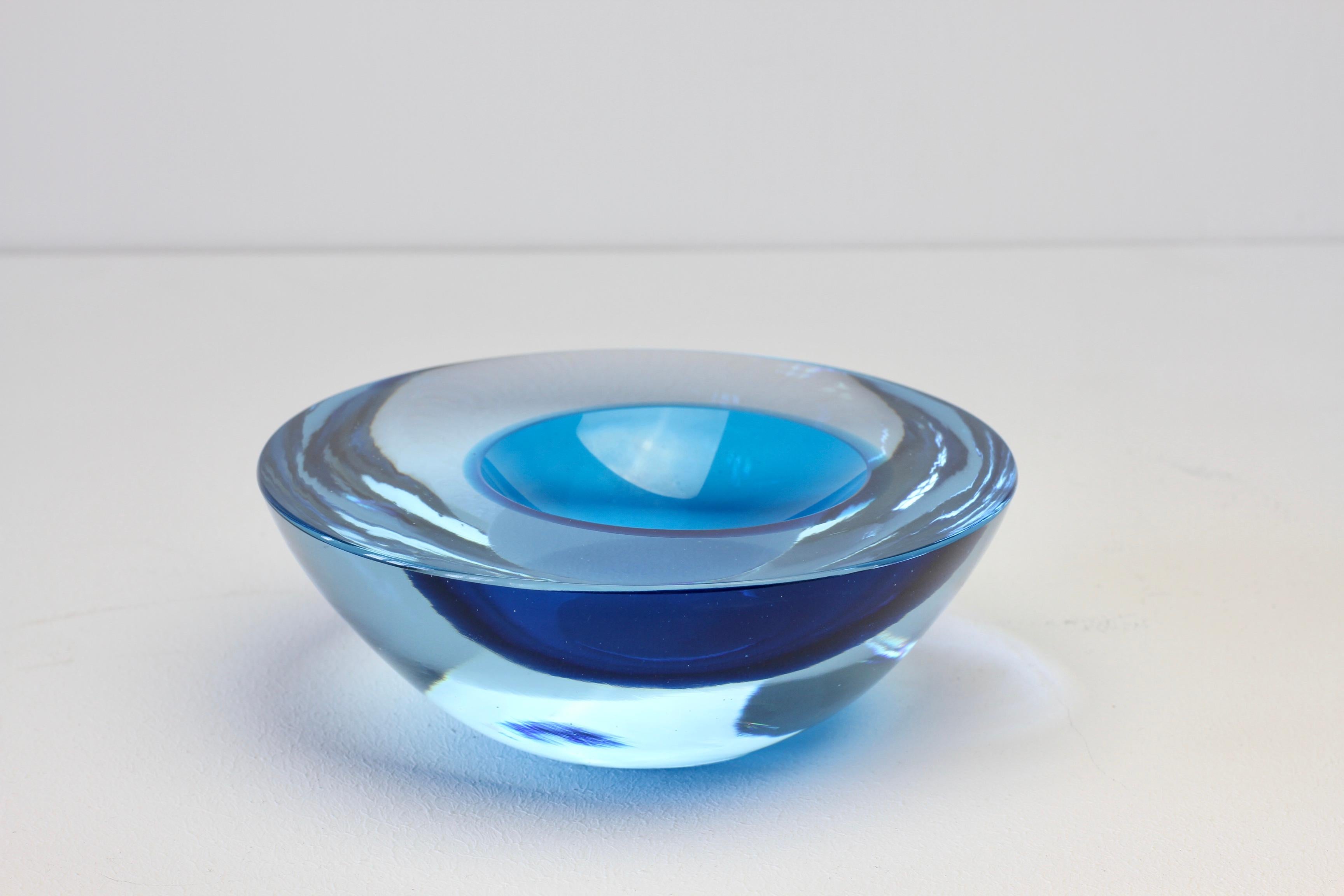 Large Cenedese Italian Asymmetric Blue Sommerso Murano Glass Bowl, Dish, Ashtray For Sale 8