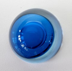Große Cenedese Italienische Asymmetrische Blaue Sommerso Murano-Glas Schale, Schüssel, Aschenbecher