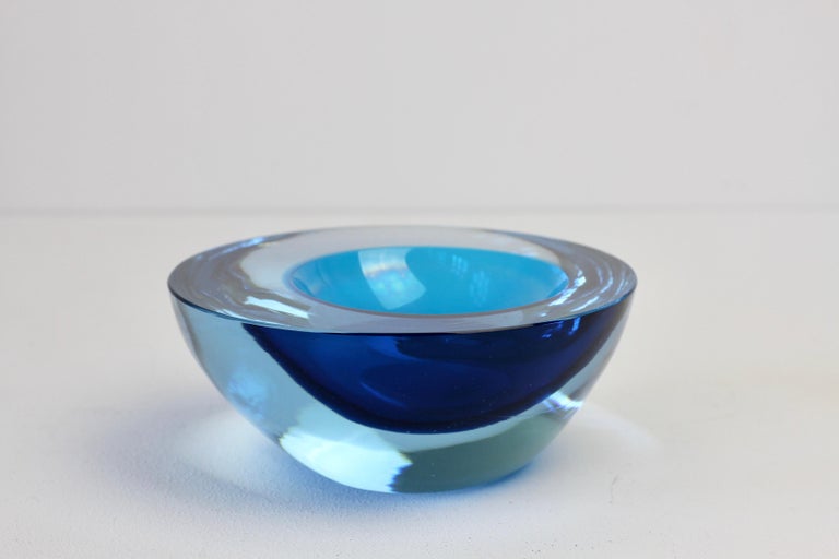 20th Century Large Cenedese Italian Asymmetric Blue Sommerso Murano Glass Bowl, Dish, Ashtray For Sale