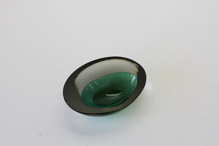 Large Cenedese Italian Asymmetric Green Sommerso Murano Glass Bowl Dish, Ashtray For Sale 4
