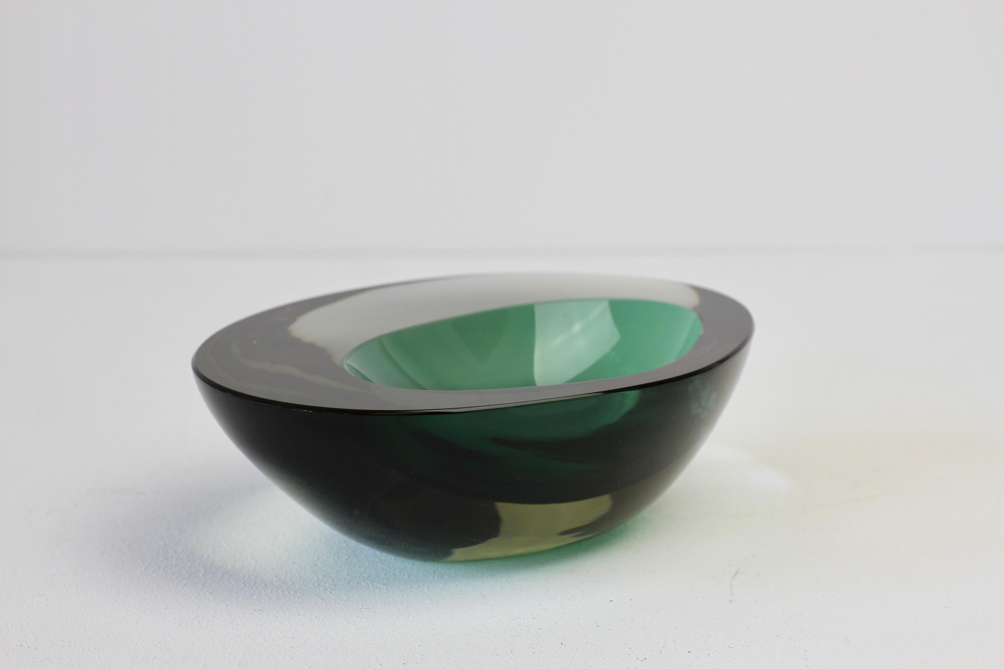 Large Cenedese Italian Asymmetric Green Sommerso Murano Glass Bowl Dish, Ashtray For Sale 7