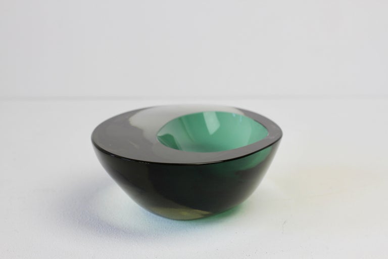 Large Cenedese Italian Asymmetric Green Sommerso Murano Glass Bowl Dish, Ashtray For Sale 8