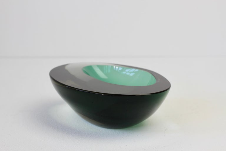 Large Cenedese Italian Asymmetric Green Sommerso Murano Glass Bowl Dish, Ashtray For Sale 9