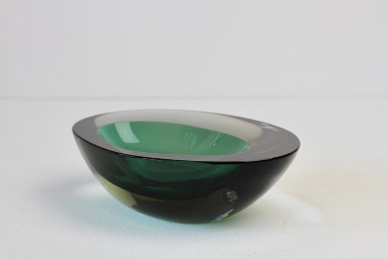 Large Cenedese Italian Asymmetric Green Sommerso Murano Glass Bowl Dish, Ashtray For Sale 13