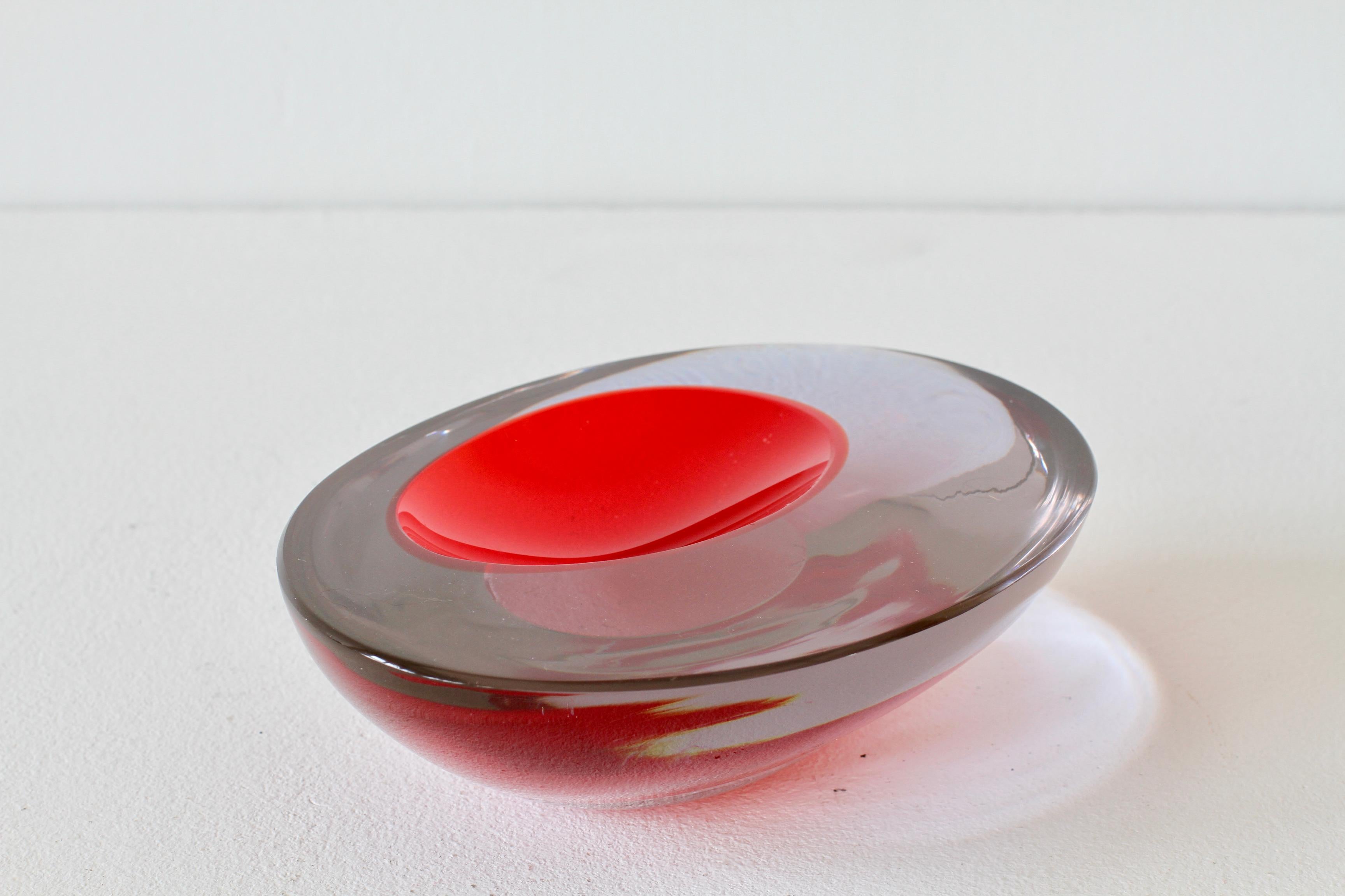 Large Cenedese Italian Asymmetric Red Sommerso Murano Glass Bowl Dish or Ashtray For Sale 6