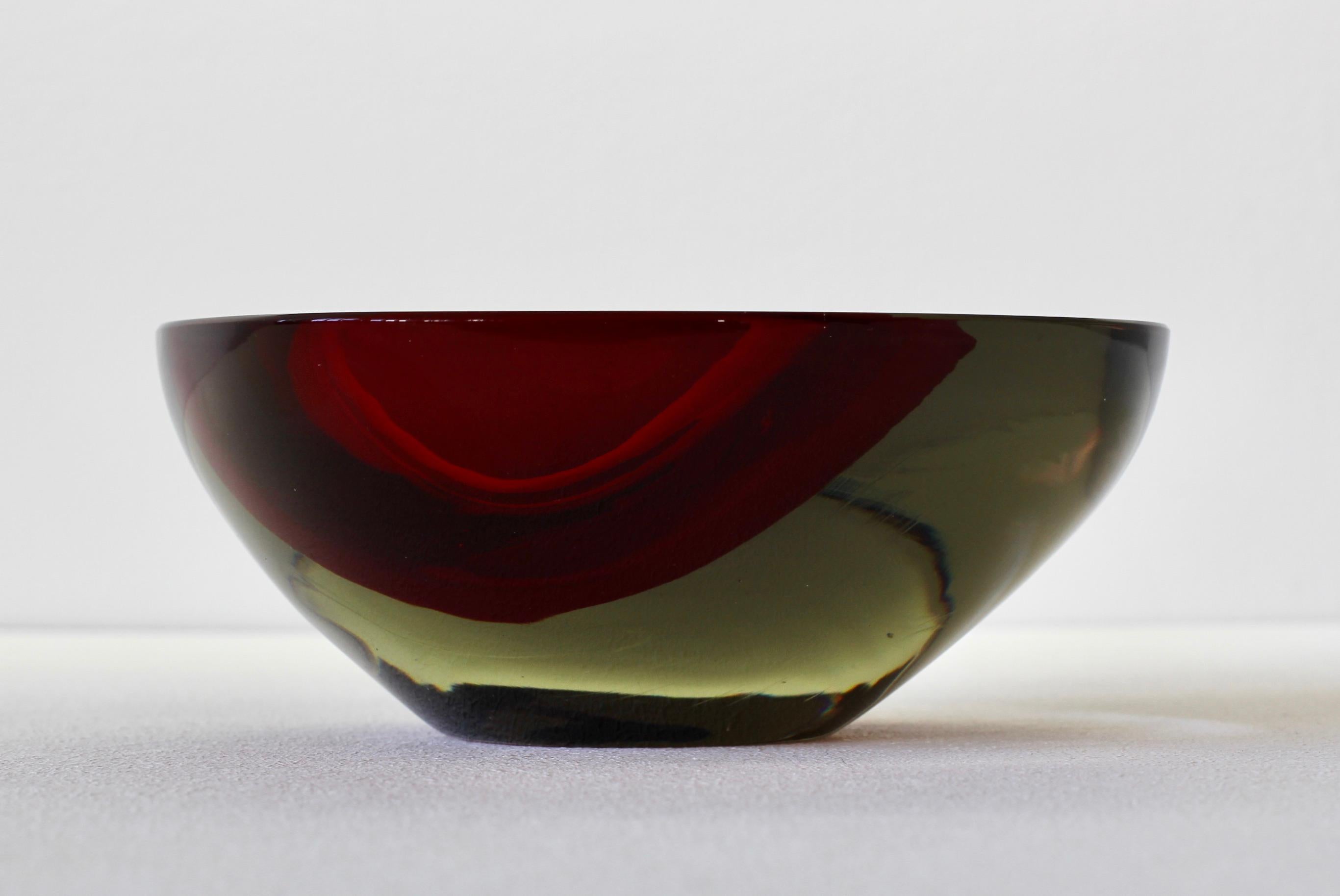 Large Cenedese Italian Asymmetric Red Sommerso Murano Glass Bowl Dish or Ashtray For Sale 10