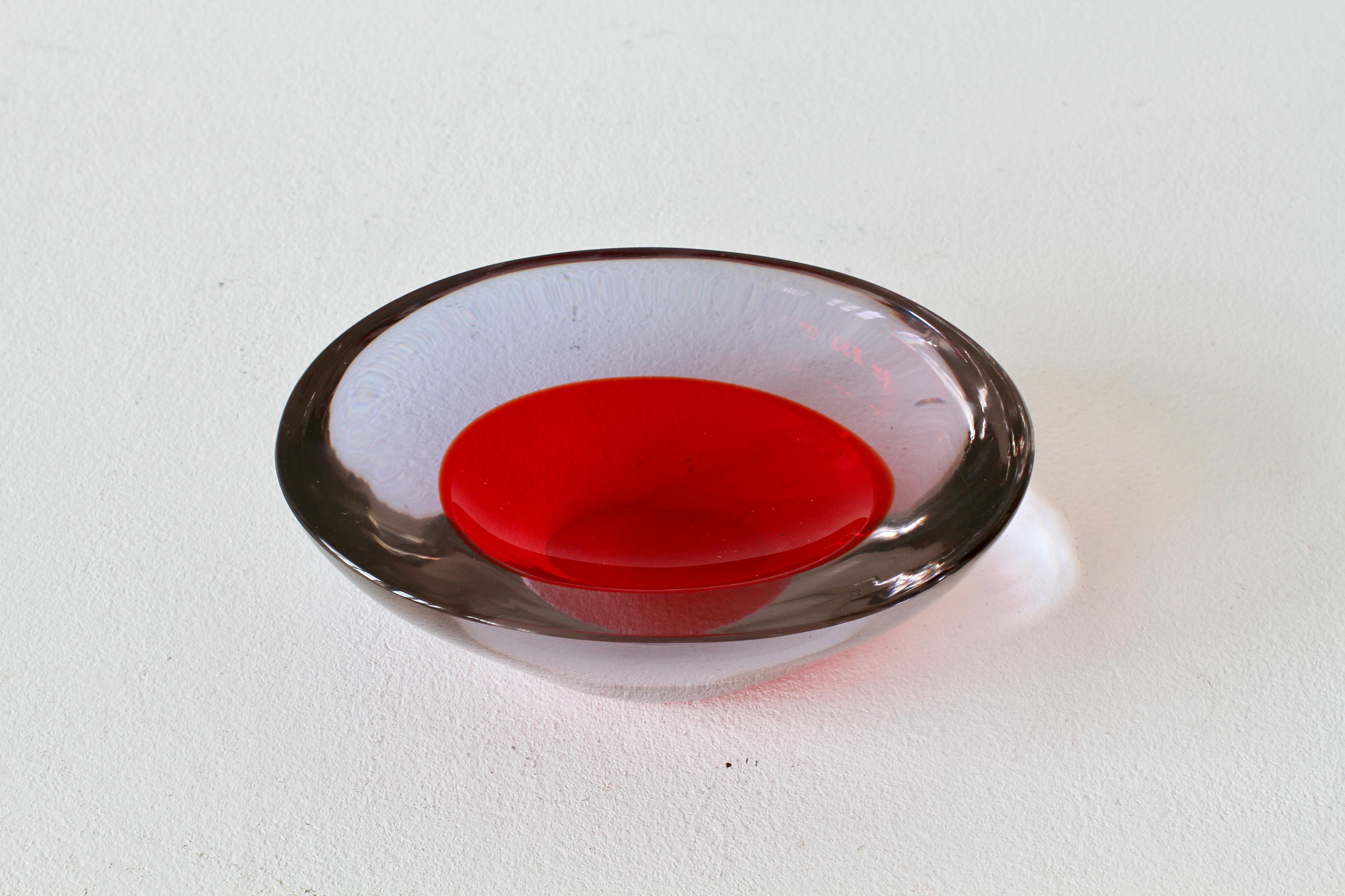 Large Cenedese Italian Asymmetric Red Sommerso Murano Glass Bowl Dish or Ashtray For Sale 9