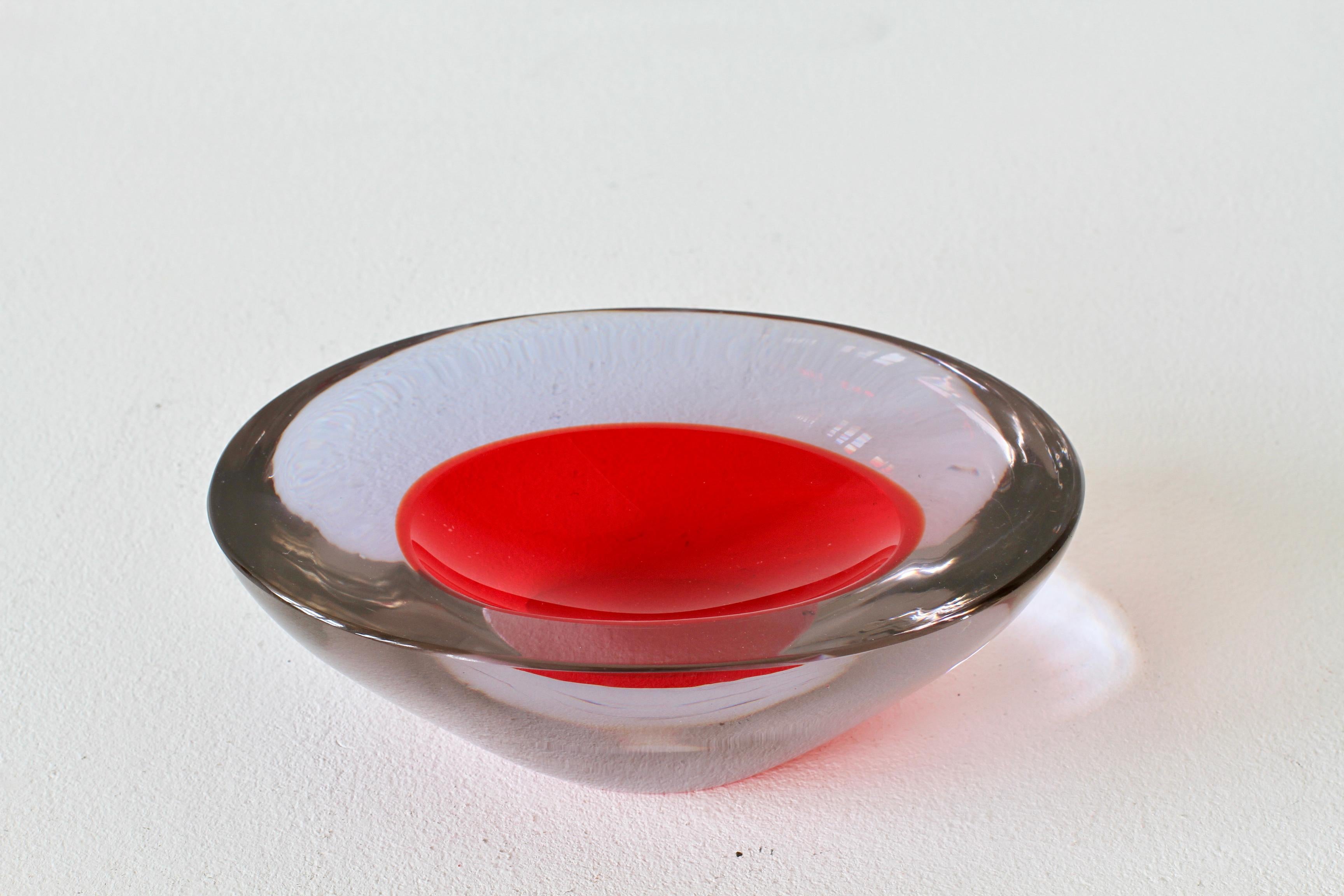 Large Cenedese Italian Asymmetric Red Sommerso Murano Glass Bowl Dish or Ashtray For Sale 10