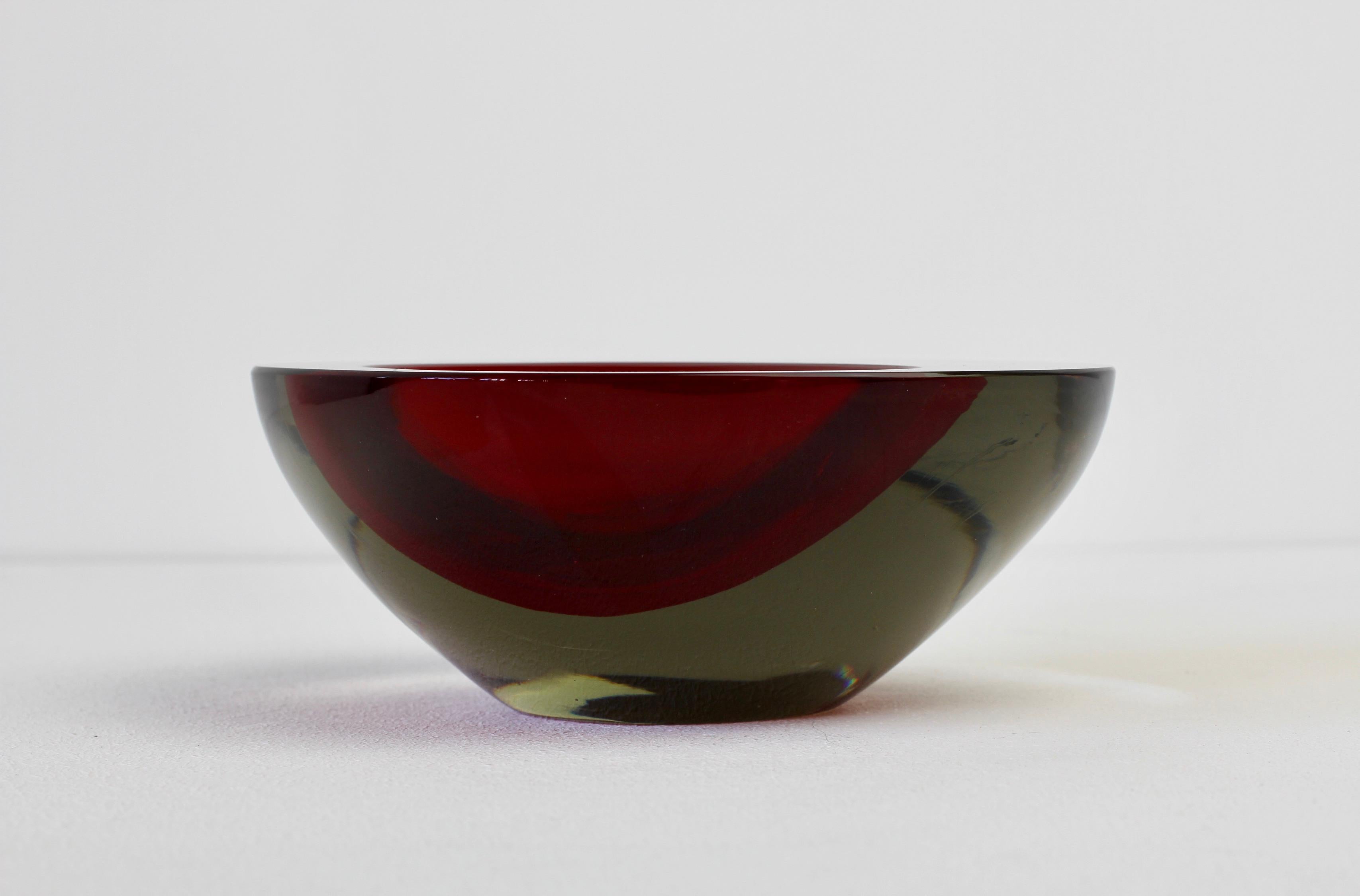 Large Cenedese Italian Asymmetric Red Sommerso Murano Glass Bowl Dish or Ashtray For Sale 12