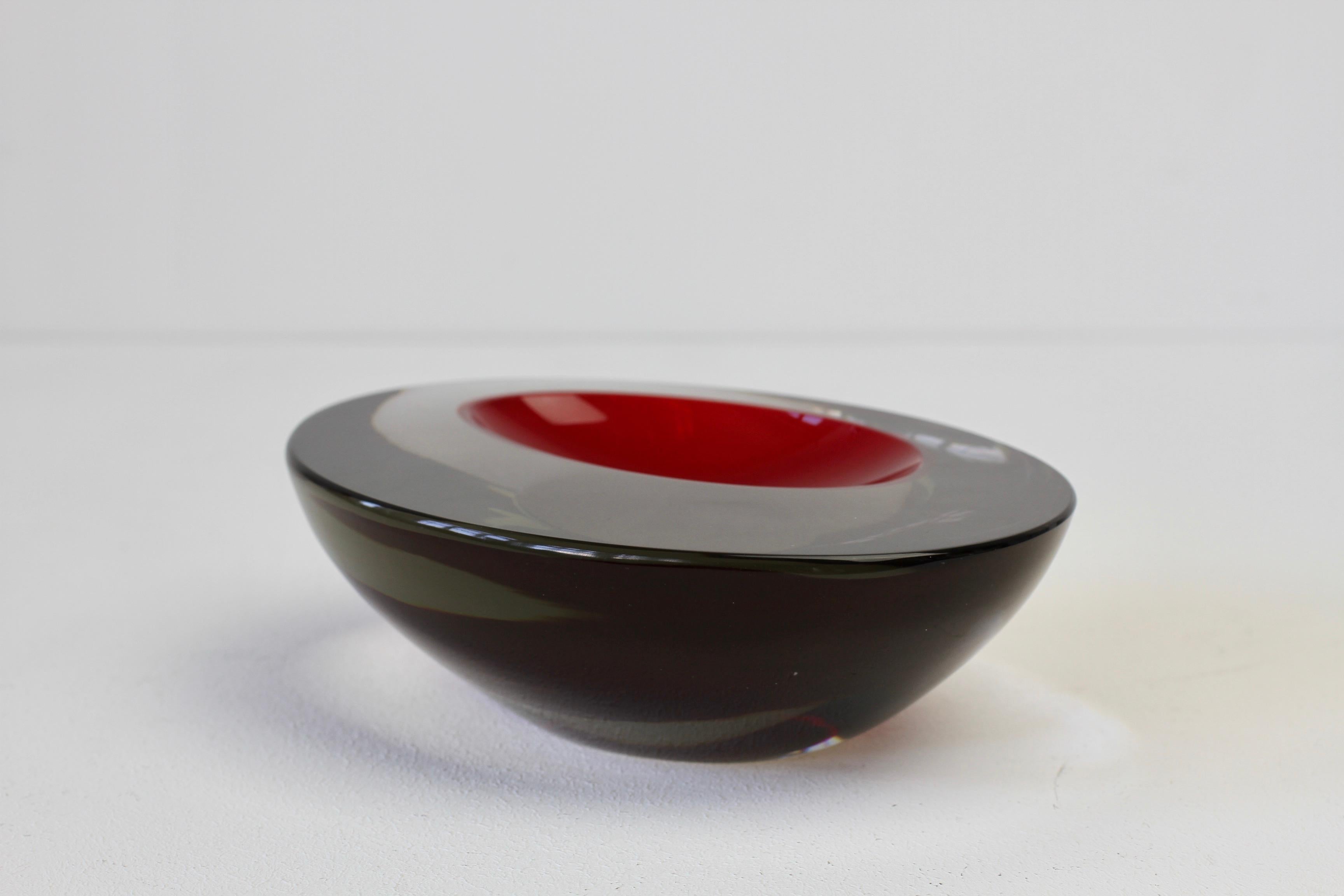 Large Cenedese Italian Asymmetric Red Sommerso Murano Glass Bowl Dish or Ashtray For Sale 9