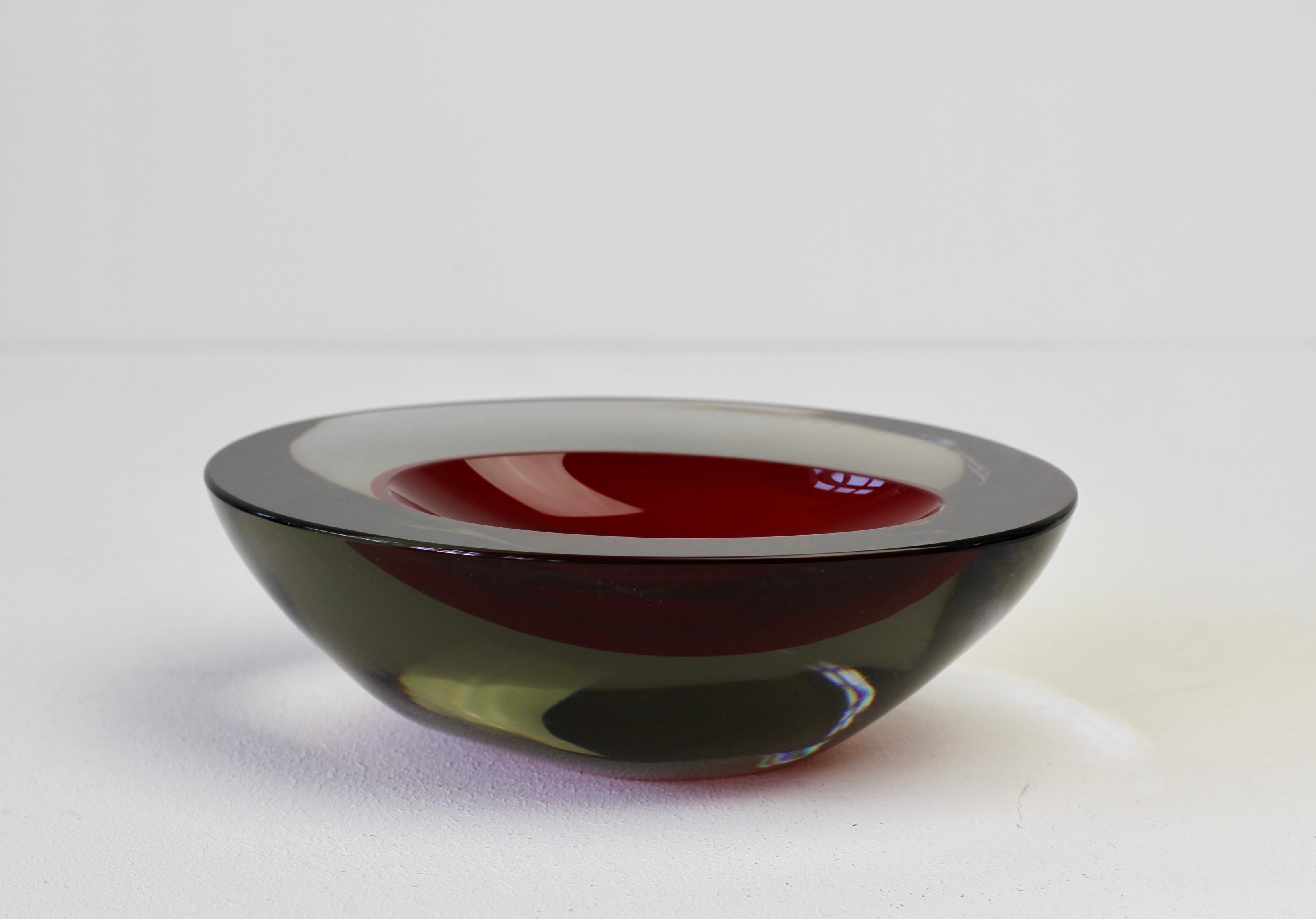 Large Cenedese Italian Asymmetric Red Sommerso Murano Glass Bowl Dish or Ashtray For Sale 11