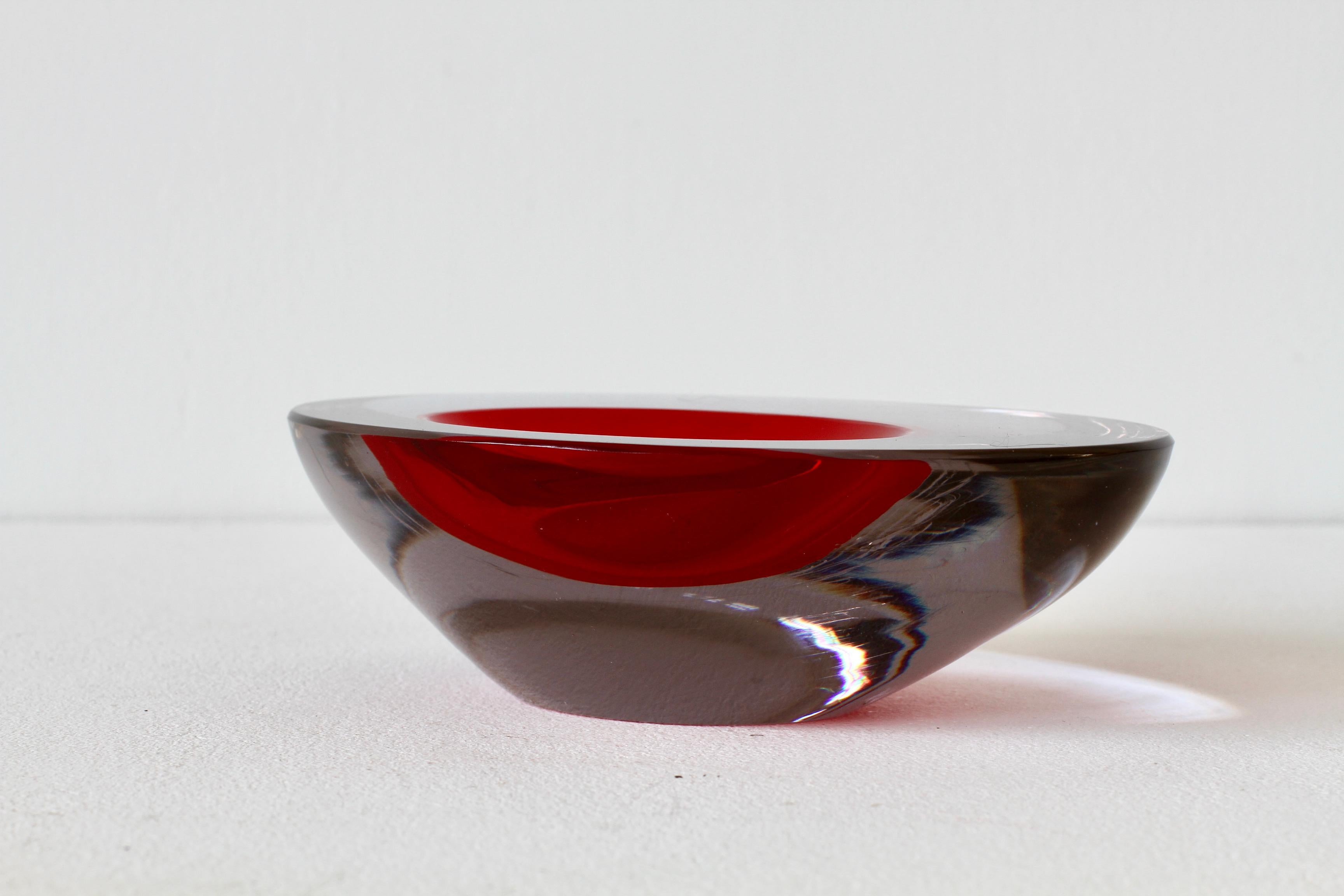 Large Cenedese Italian Asymmetric Red Sommerso Murano Glass Bowl Dish or Ashtray For Sale 1