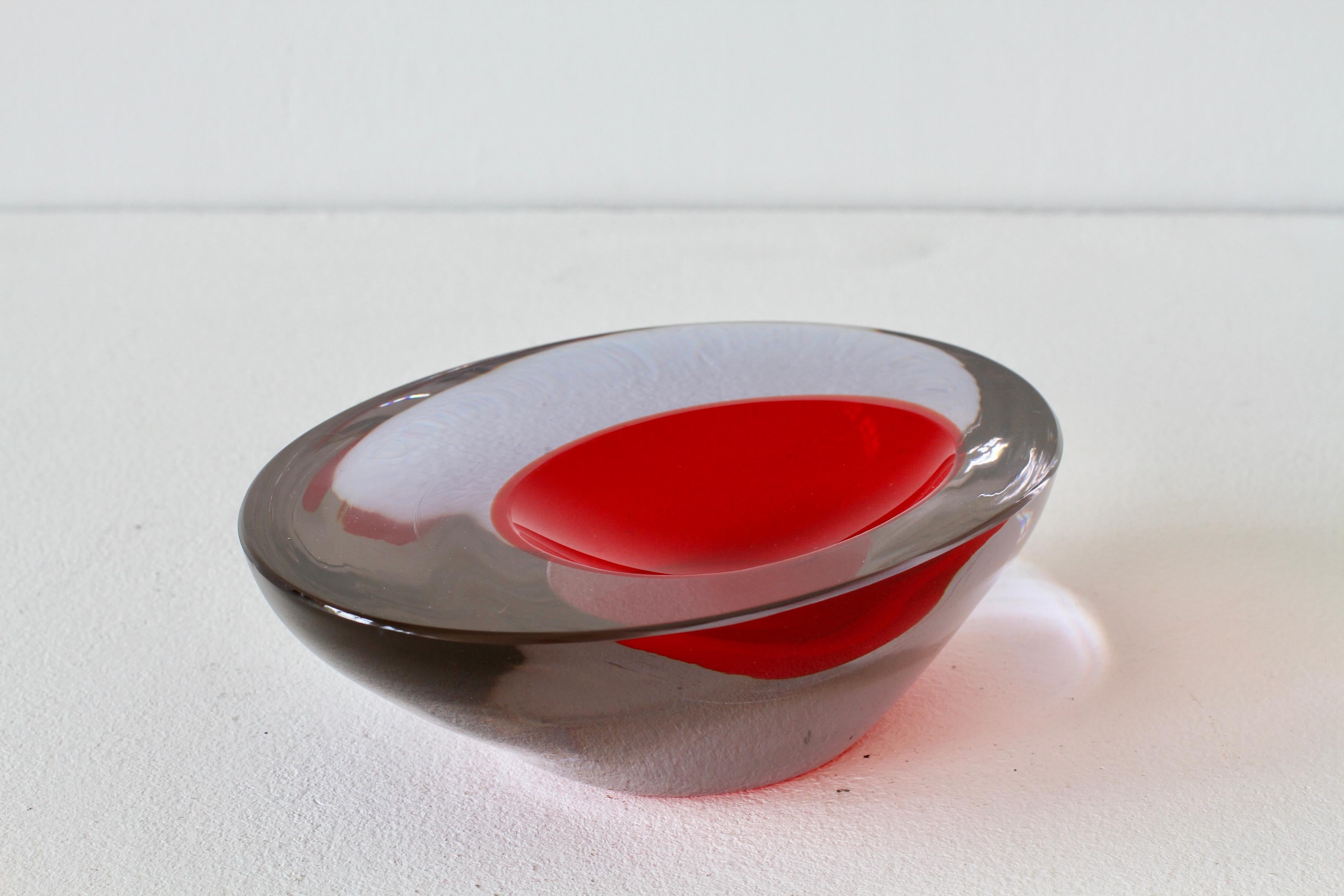 Large Cenedese Italian Asymmetric Red Sommerso Murano Glass Bowl Dish or Ashtray For Sale 2