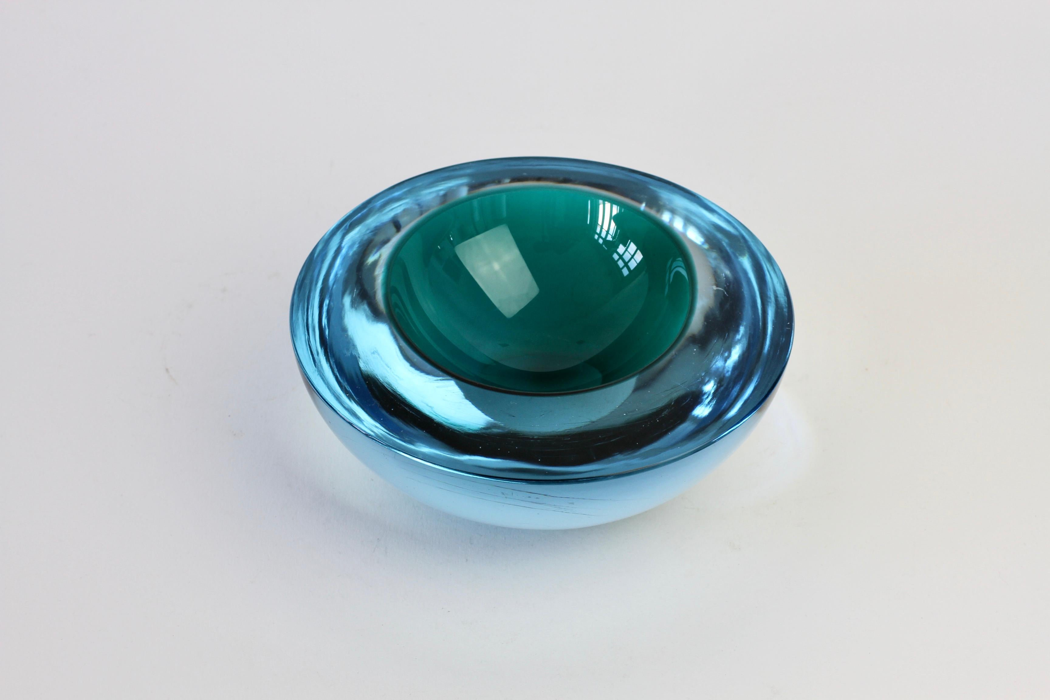 Large Cenedese Italian Blue & Green Sommerso Murano Glass Bowl, Dish or Ashtray 5