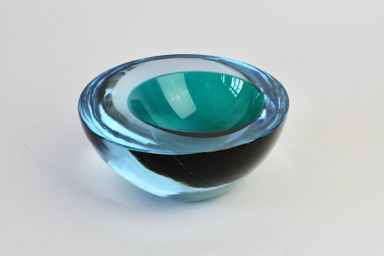 Large Cenedese Italian Blue & Green Sommerso Murano Glass Bowl, Dish or Ashtray 9