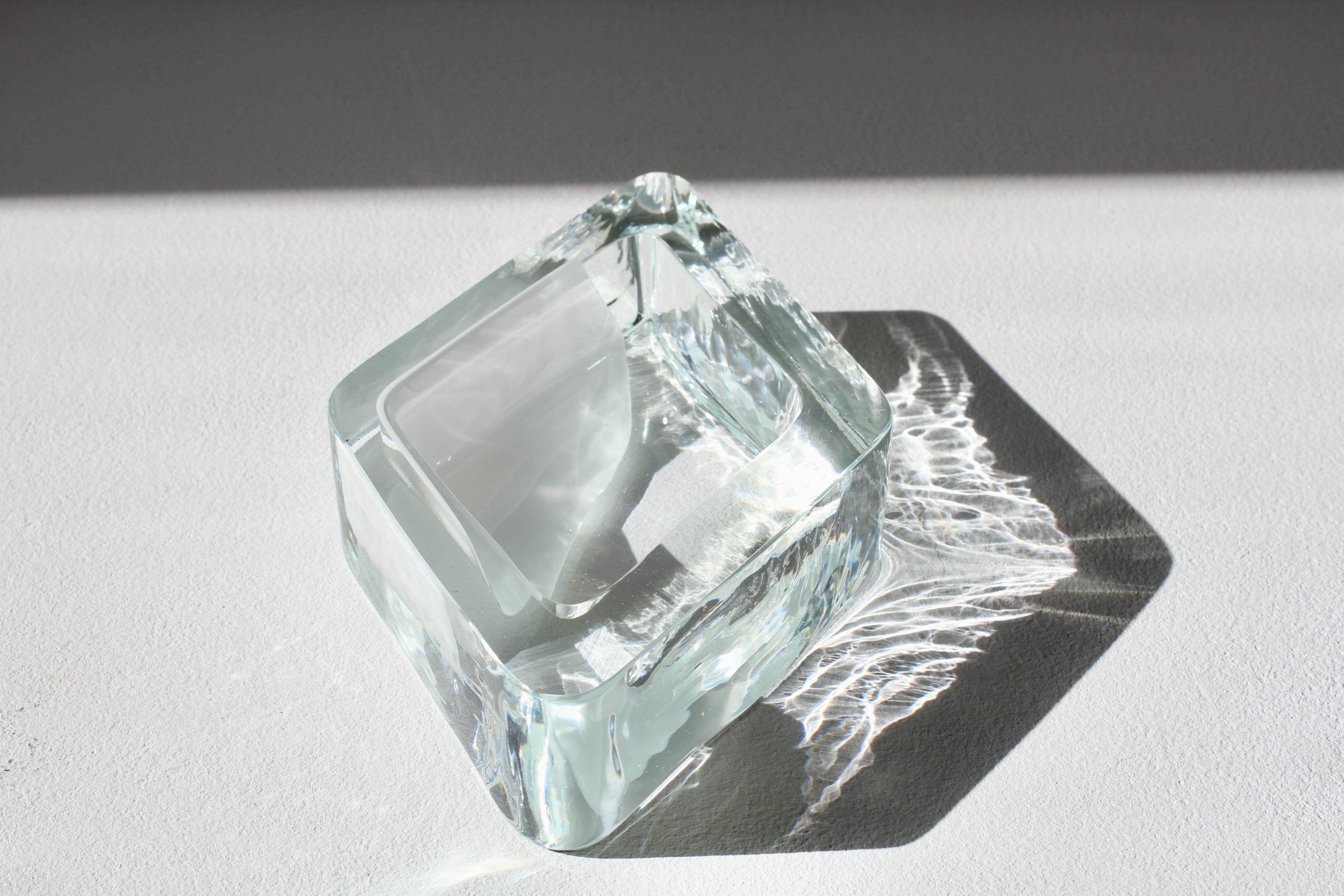 Grand bol, plat, cendrier en verre de Murano blanc et transparent de Cenedese (Italie) en vente 1
