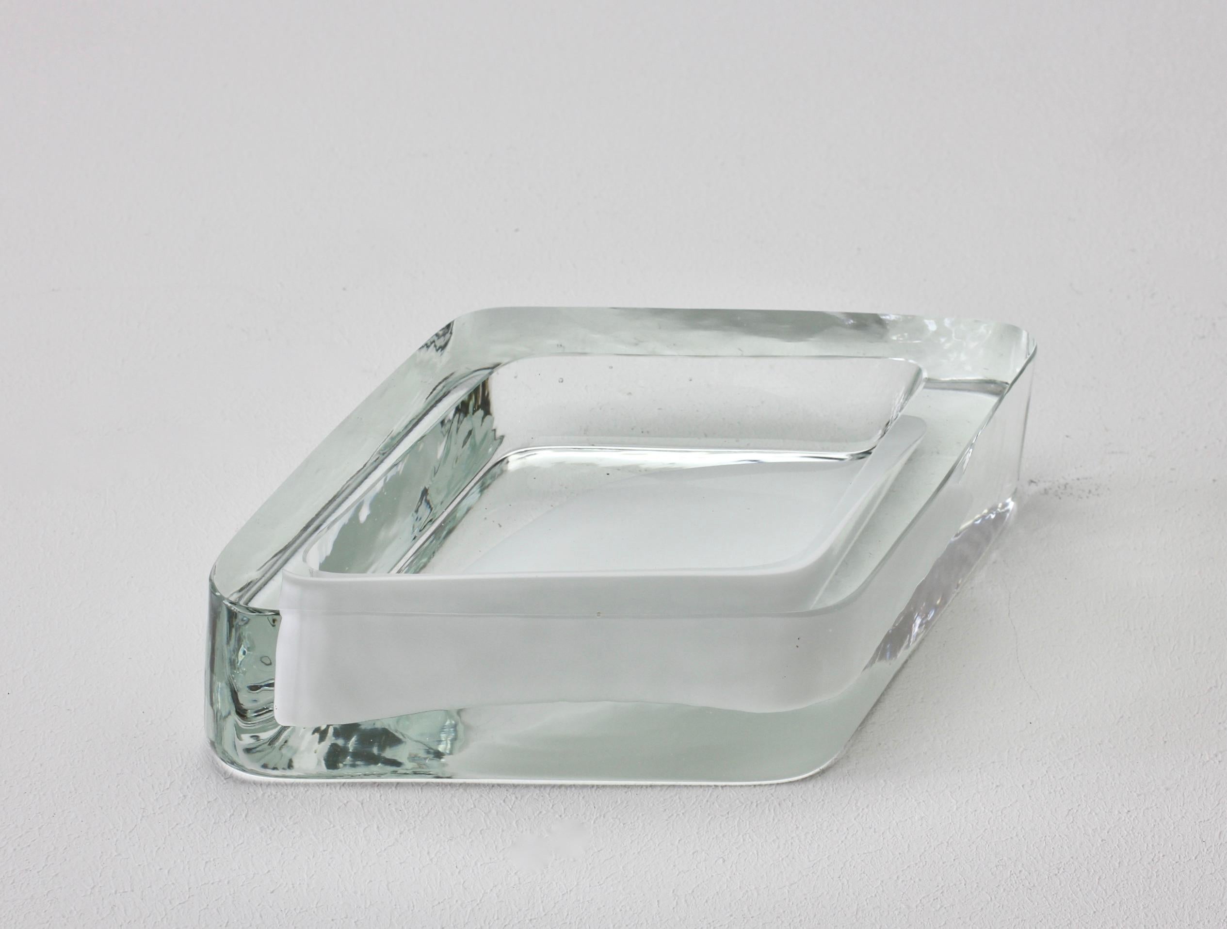 Large Cenedese Italian Rhombus White and Clear Murano Glass Bowl, Dish, Ashtray 10