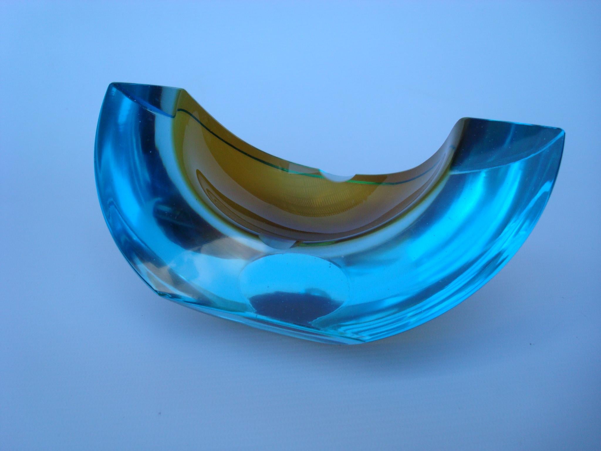Large Cenedese Italian Sommerso Murano Glass Ashtray, Italy 1960´s For Sale 5