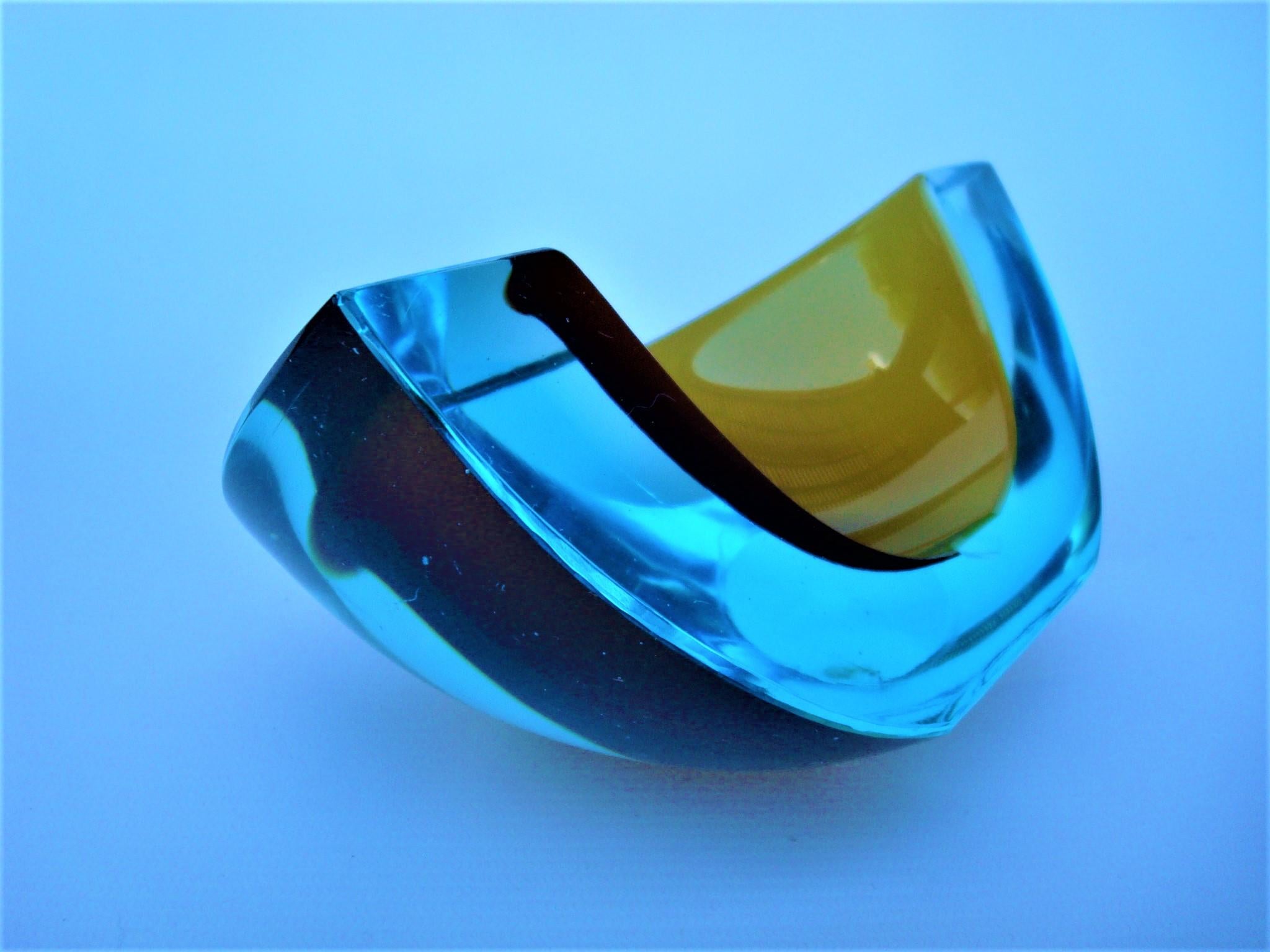 Large Cenedese Italian Sommerso Murano Glass Ashtray, Italy 1960´s For Sale 3