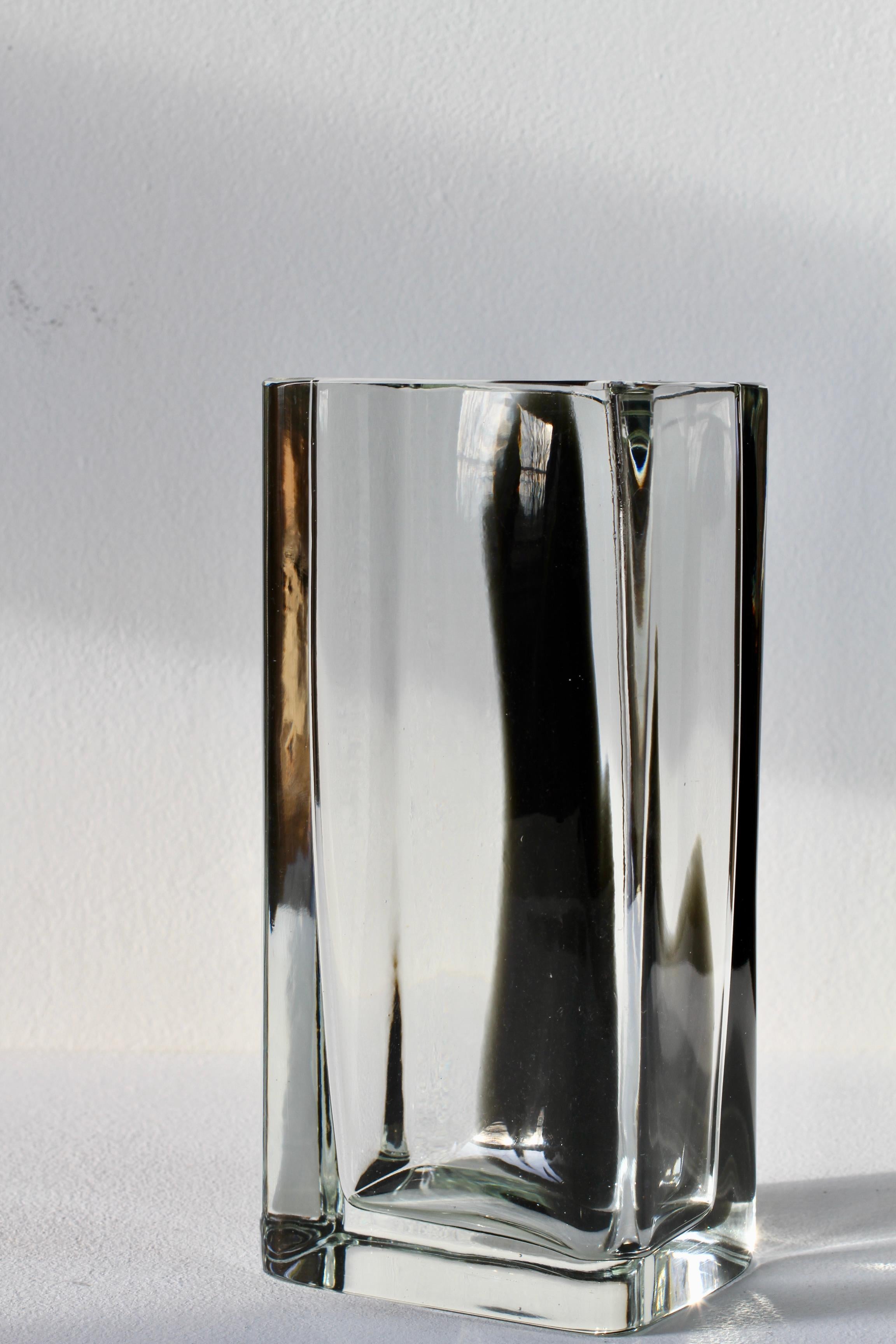 Large Cenedese Italian Square Black & Clear Murano Glass Vase For Sale 3