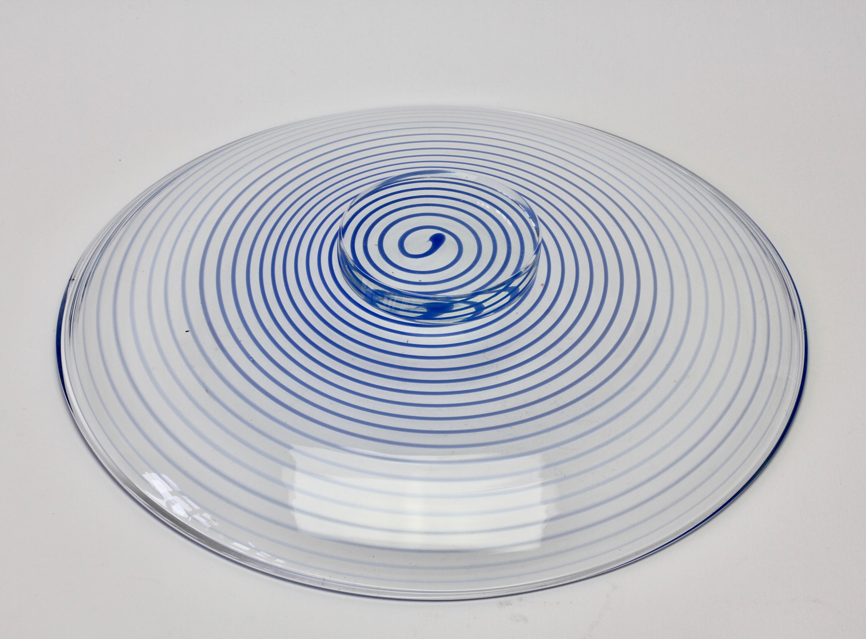 Große blaue Spirali-Schale oder Servierschale aus venezianischem Muranoglas von Cenedese im Angebot 3