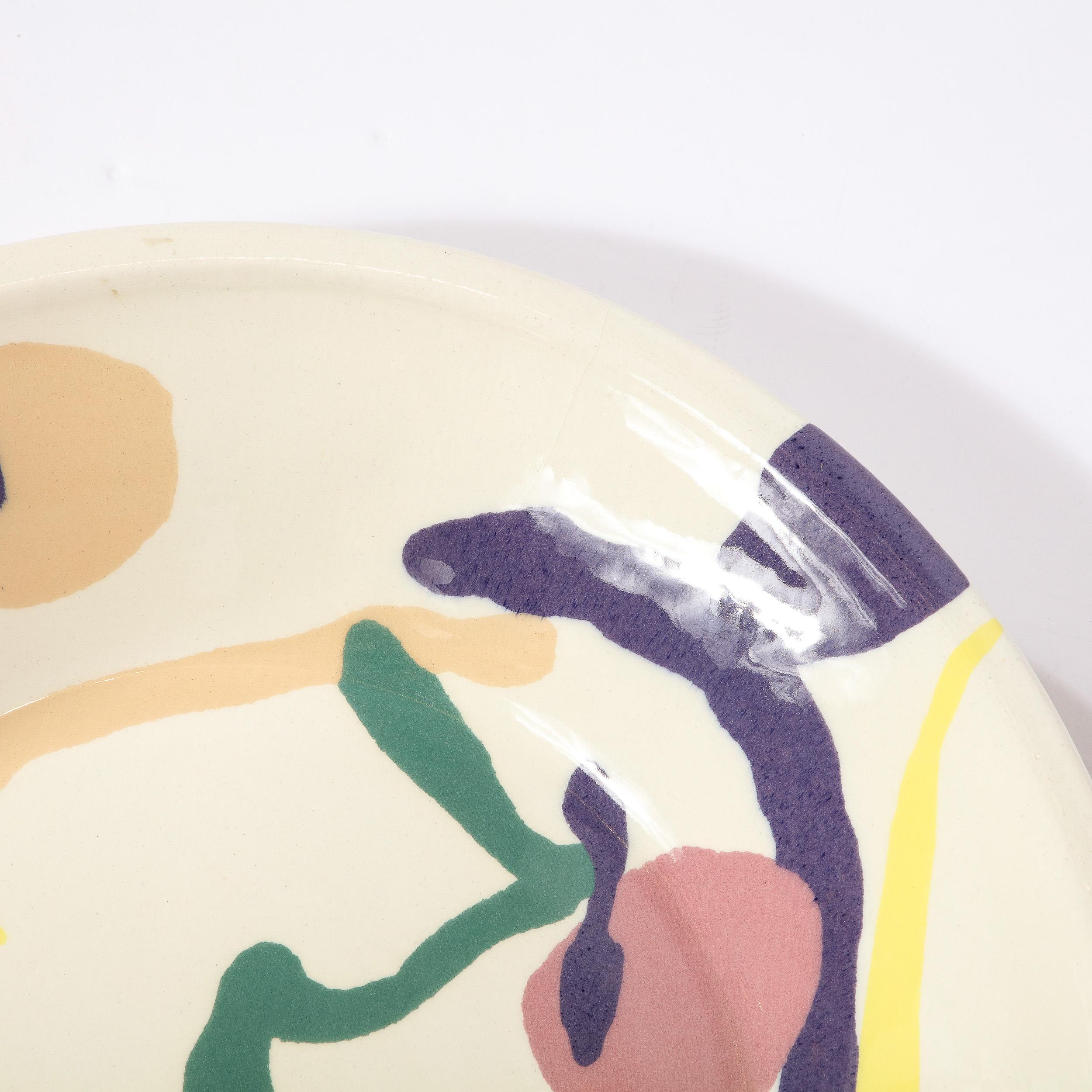 Moderne Grand bol de centre de table en céramique peinte à la main signé Jurg Lanrein en vente