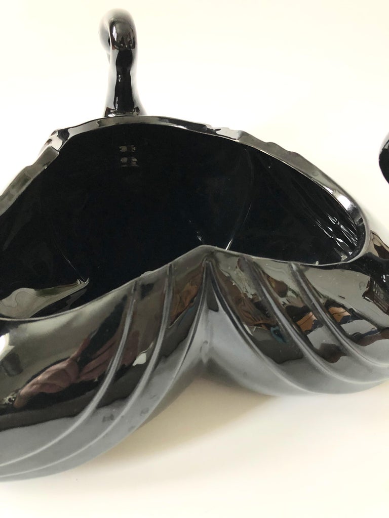Large Ceramic 1980s Fitz and Floyd Black Swan Bowl For Sale 1