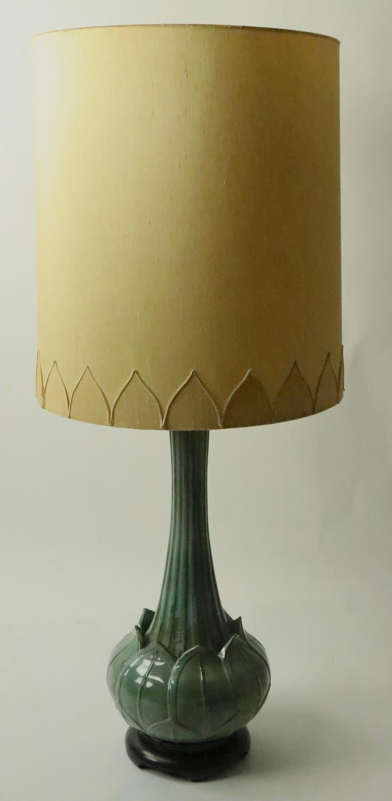 Large Ceramic Asian Influence Lotus Form Table Lamp For Sale 5