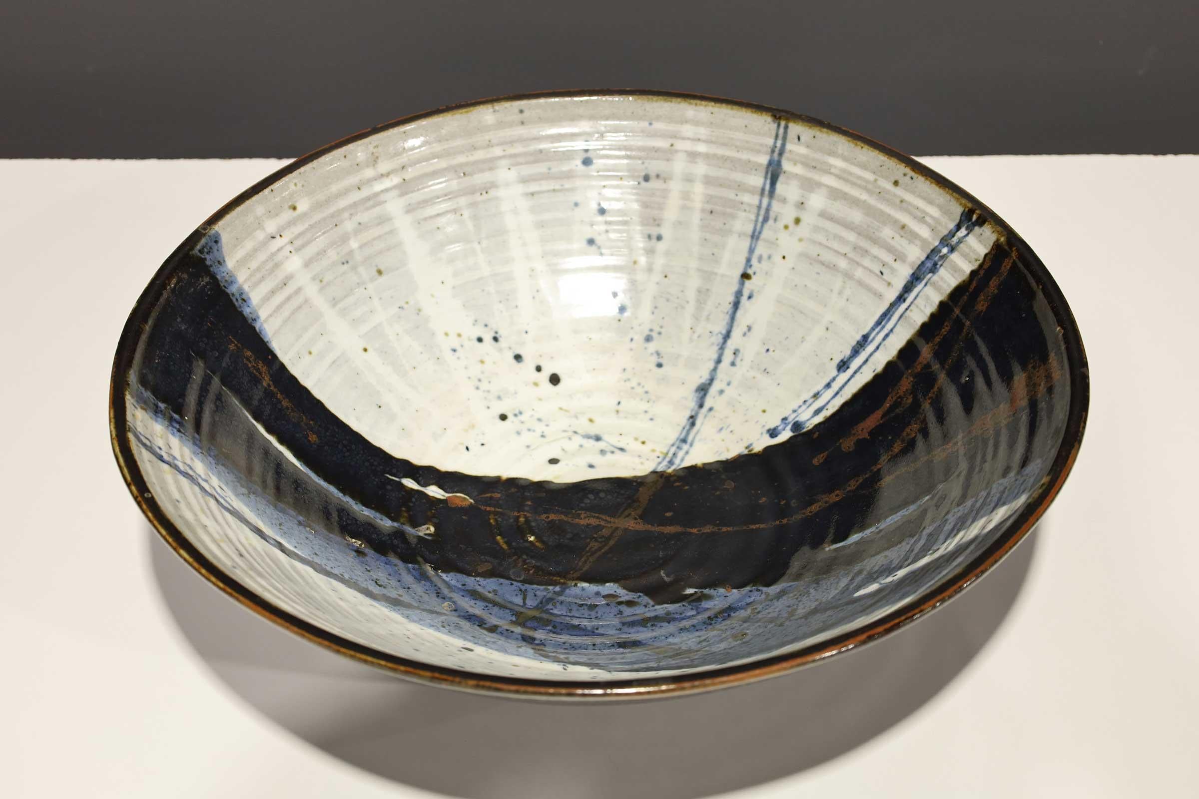 Large Ceramic Bowl  by Albert Green In Excellent Condition For Sale In Dallas, TX