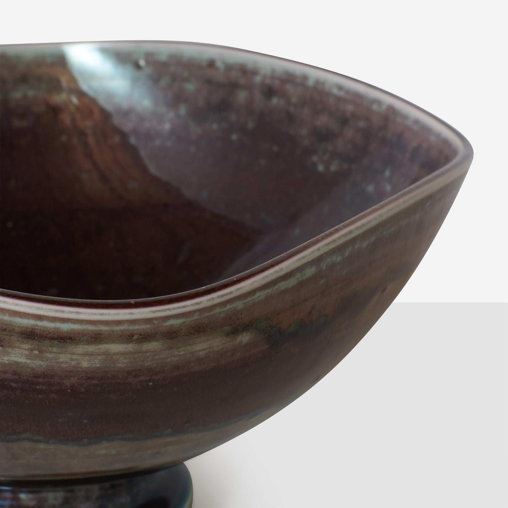 Large Ceramic Bowl by Berndt Friberg In Good Condition For Sale In San Francisco, CA