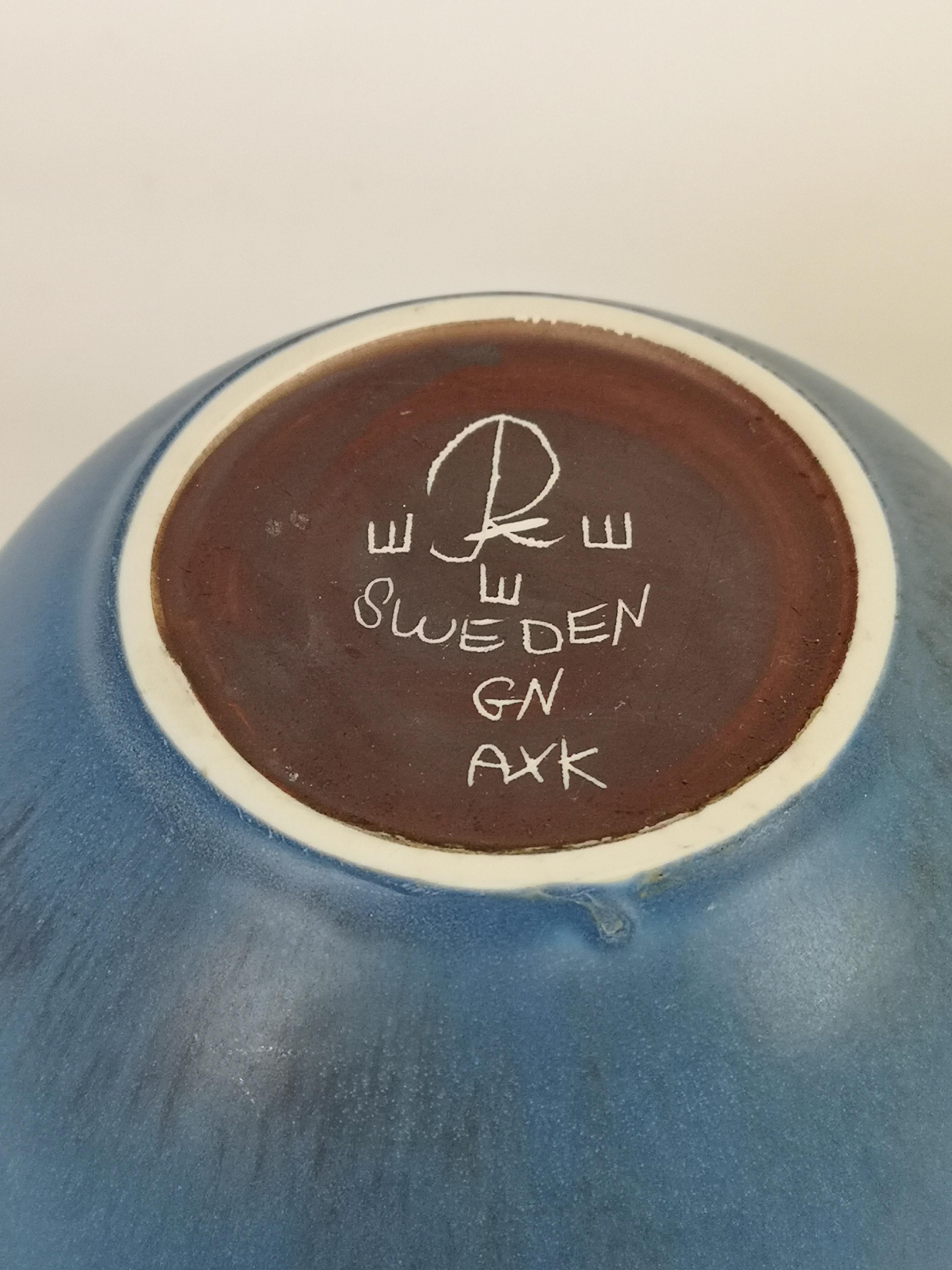 Mid-20th Century Large Ceramic Bowl Rörstrand Gunnar Nylund, Sweden, 1950s