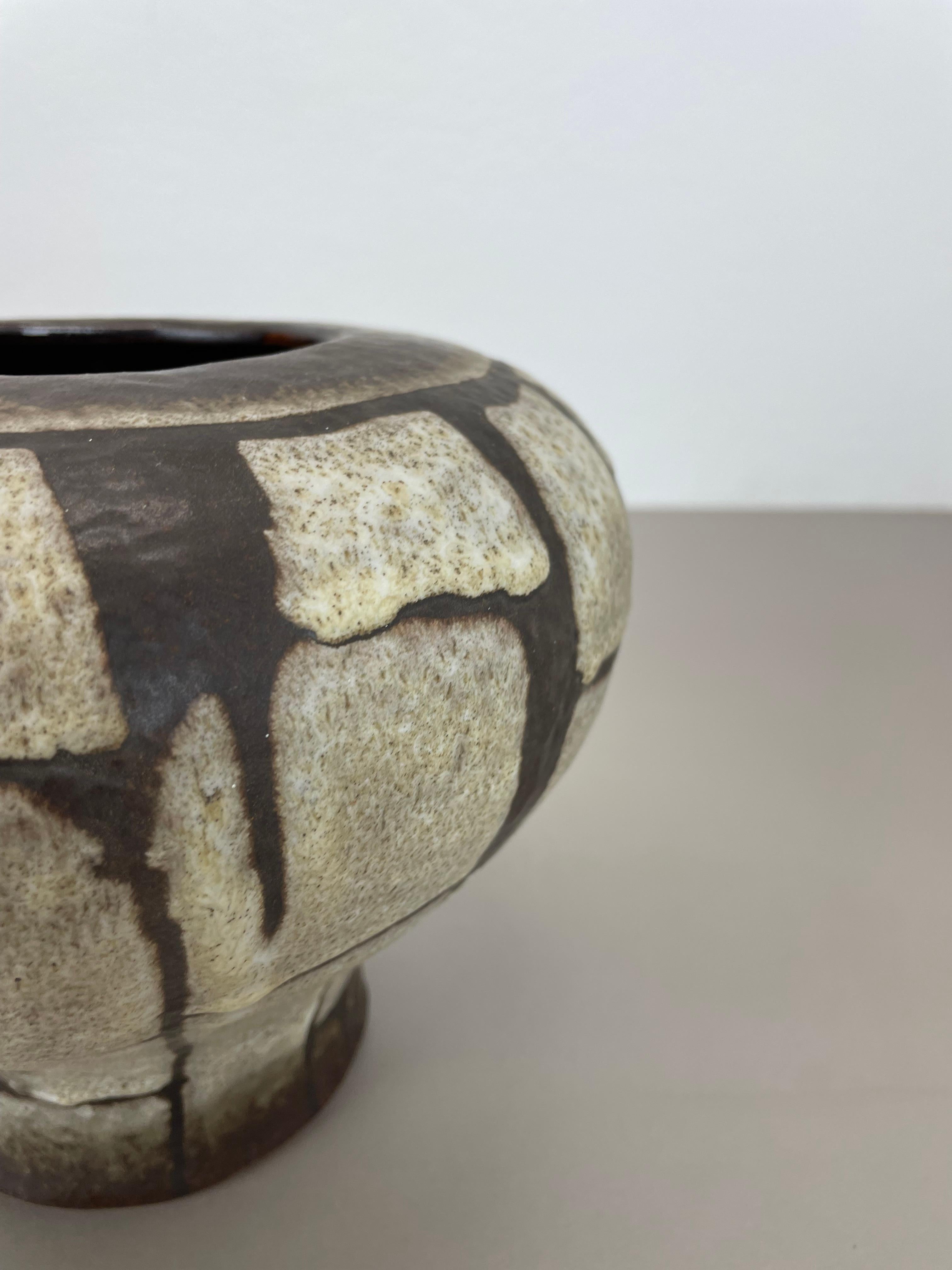 Large Ceramic Brutalist Vase FAT LAVA Carstens Tönnieshof, Germany, 1970s For Sale 7
