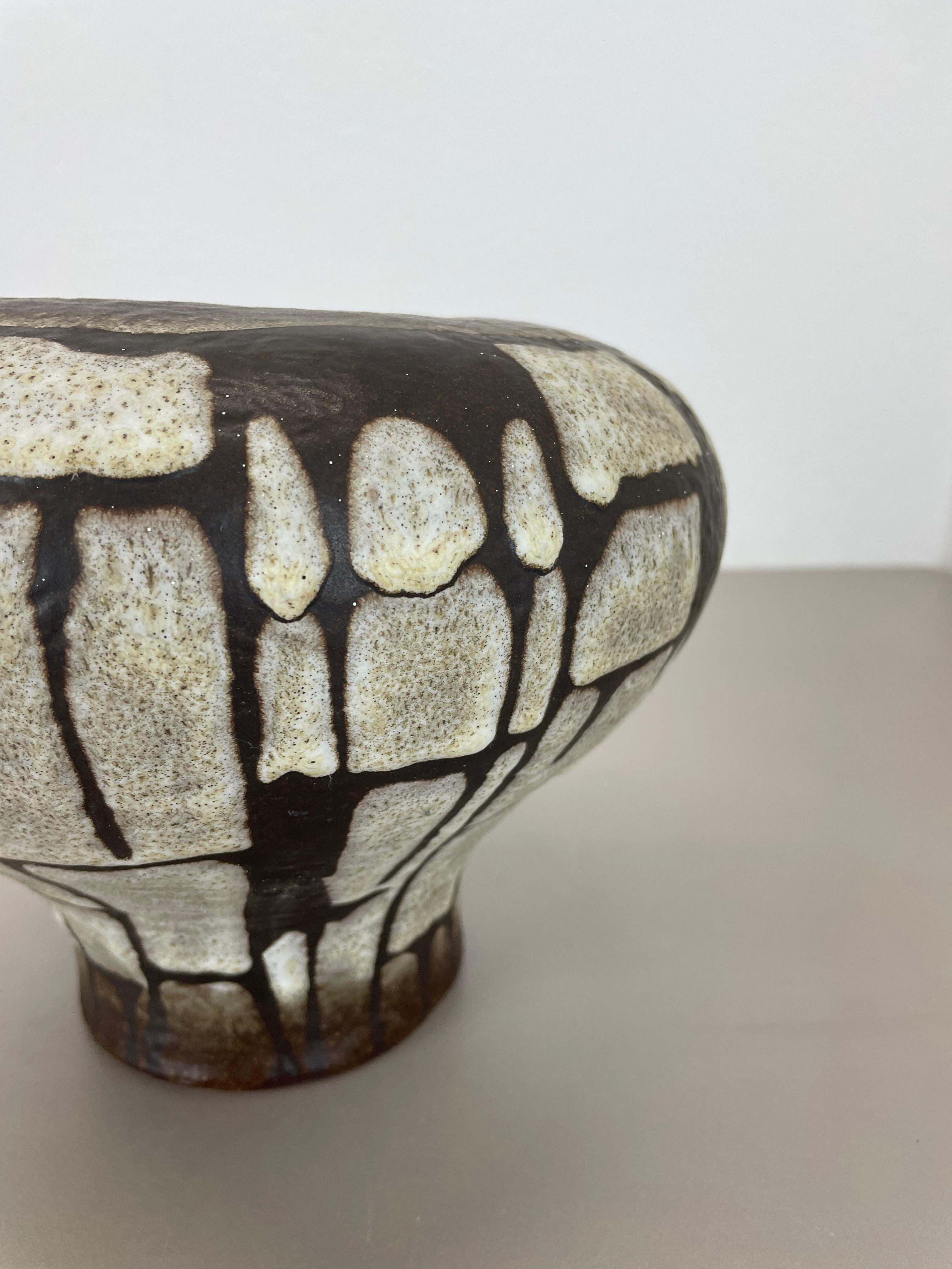 Large Ceramic Brutalist Vase FAT LAVA Carstens Tönnieshof, Germany, 1970s For Sale 8