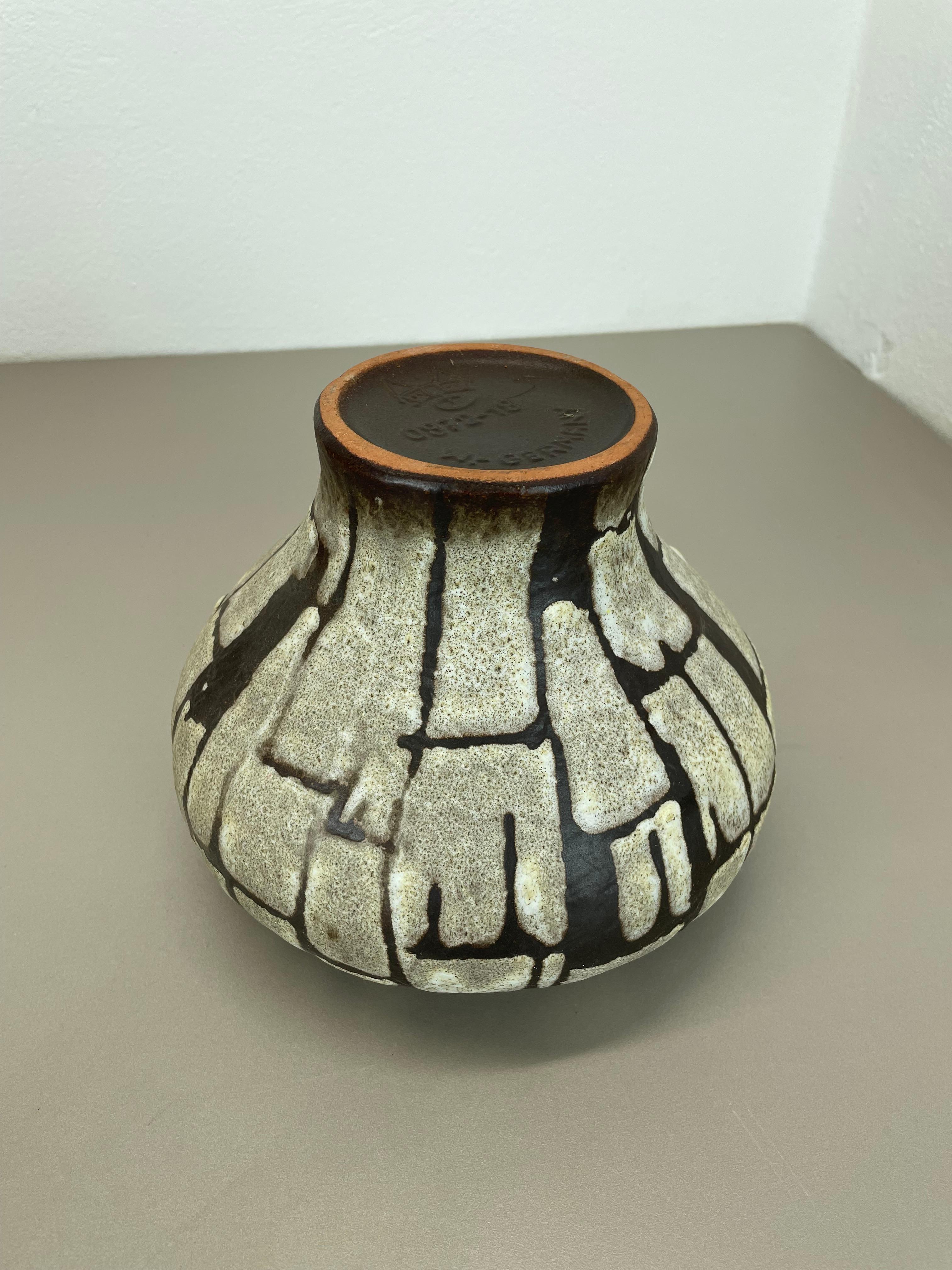 Large Ceramic Brutalist Vase FAT LAVA Carstens Tönnieshof, Germany, 1970s For Sale 11