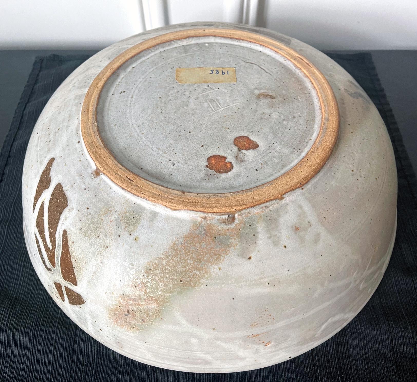 Large Ceramic Center Bowl Toshiko Takaezu For Sale 3