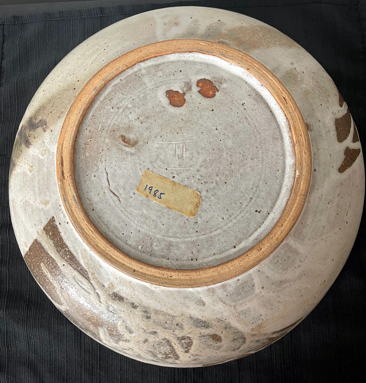 Large Ceramic Center Bowl Toshiko Takaezu For Sale 5